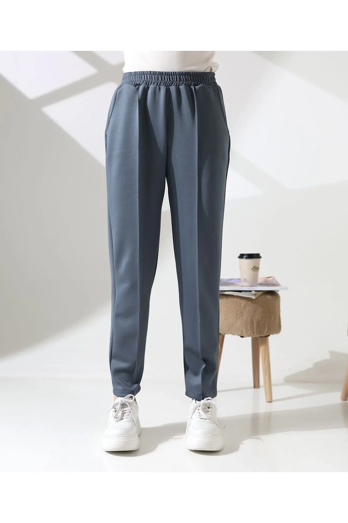 Kadın Yüksek Bel Beli Lastikli Önü Dikişli Scuba Kumaş Jogger Pantolon - Mavi Gri