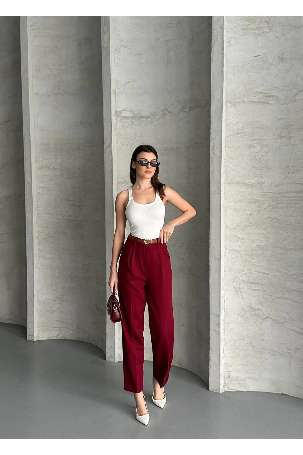 Kadın Yüksek Bel Pileli Cepli Havuç Kesim Kumaş Pantolon - Kırmızı