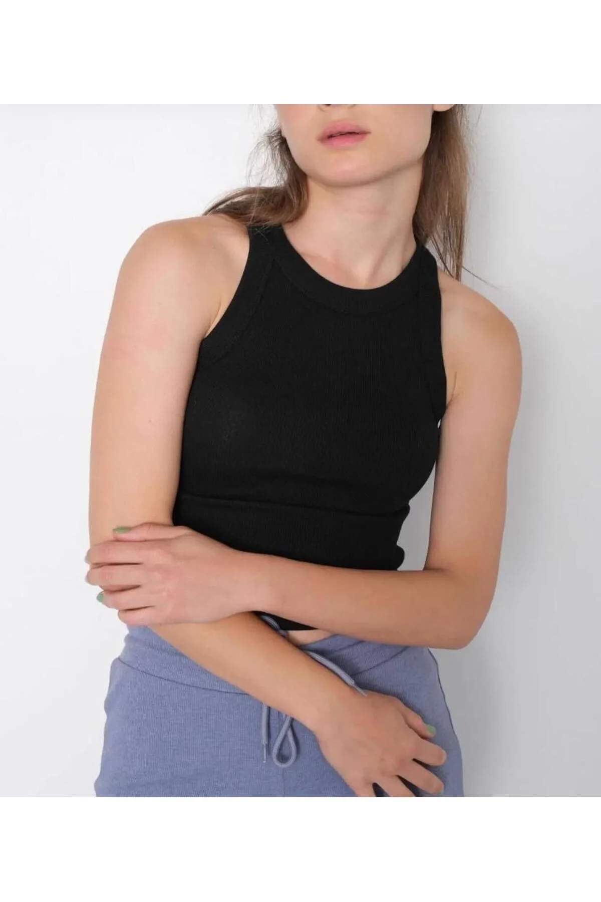 Kadın Halter Yaka Sıfır Kol Vücudu Saran Fitilli Kaşkorse Crop Atlet - Siyah