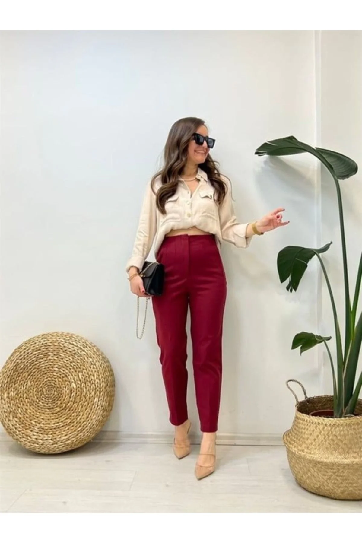 Kadın Yüksek Bel Önü Pens Detaylı Cepli Havuç Kesim Kumaş Pantolon - Bordo