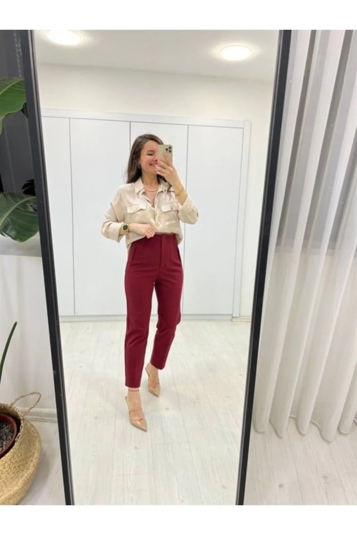 Kadın Yüksek Bel Önü Pens Detaylı Cepli Havuç Kesim Kumaş Pantolon - Bordo