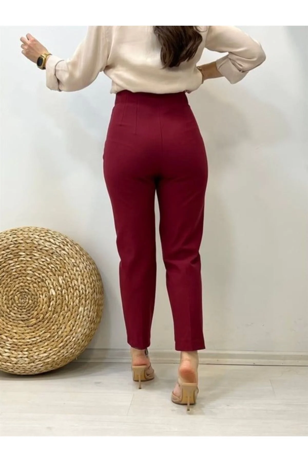Kadın Yüksek Bel Önü Pens Detaylı Cepli Havuç Kesim Kumaş Pantolon - Bordo