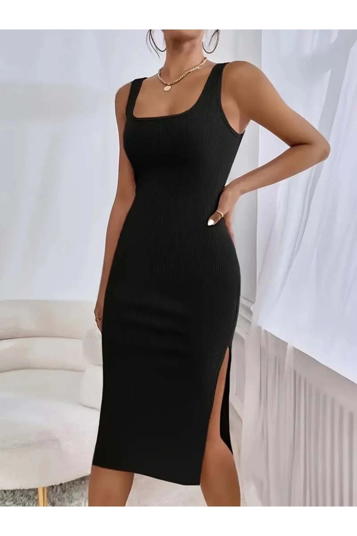 Kadın Askılı Kare Yaka Yandan Yırtmaçlı Vücudu Saran Midi Kaşkorse Elbise - Siyah