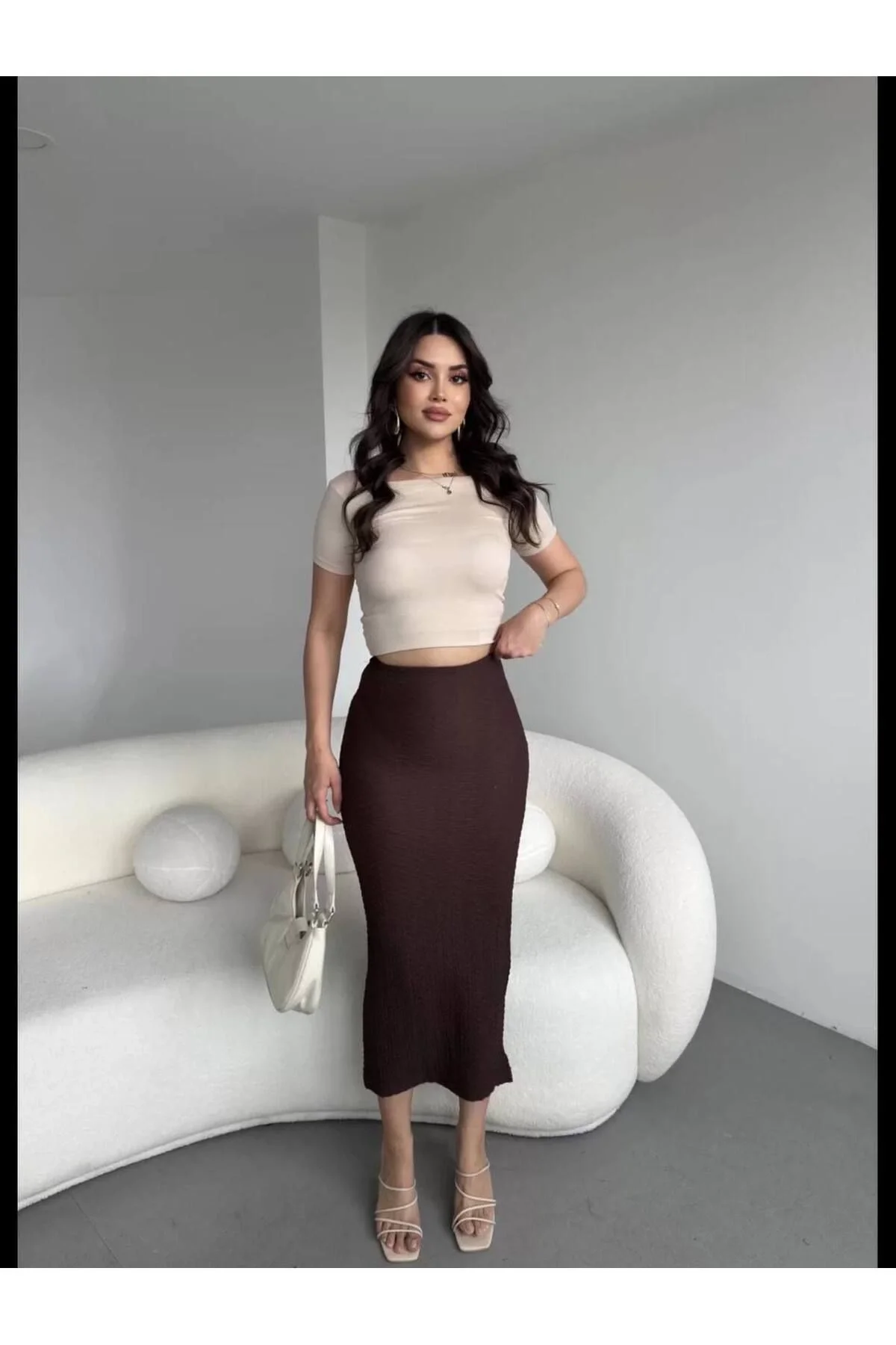 Kadın Tek Omuz Crop Bluz ve Yırtmaçlı Midi Boy Etek Gofre Kumaş Takım - Bordo