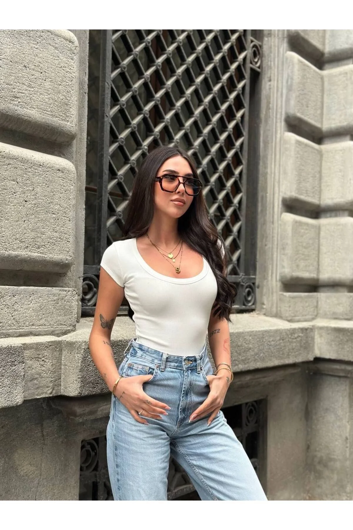 Kadın U Yaka Kısa Kollu Vücuda Oturan Likralı Fitilli Kaşkorse Basic Bluz - Beyaz