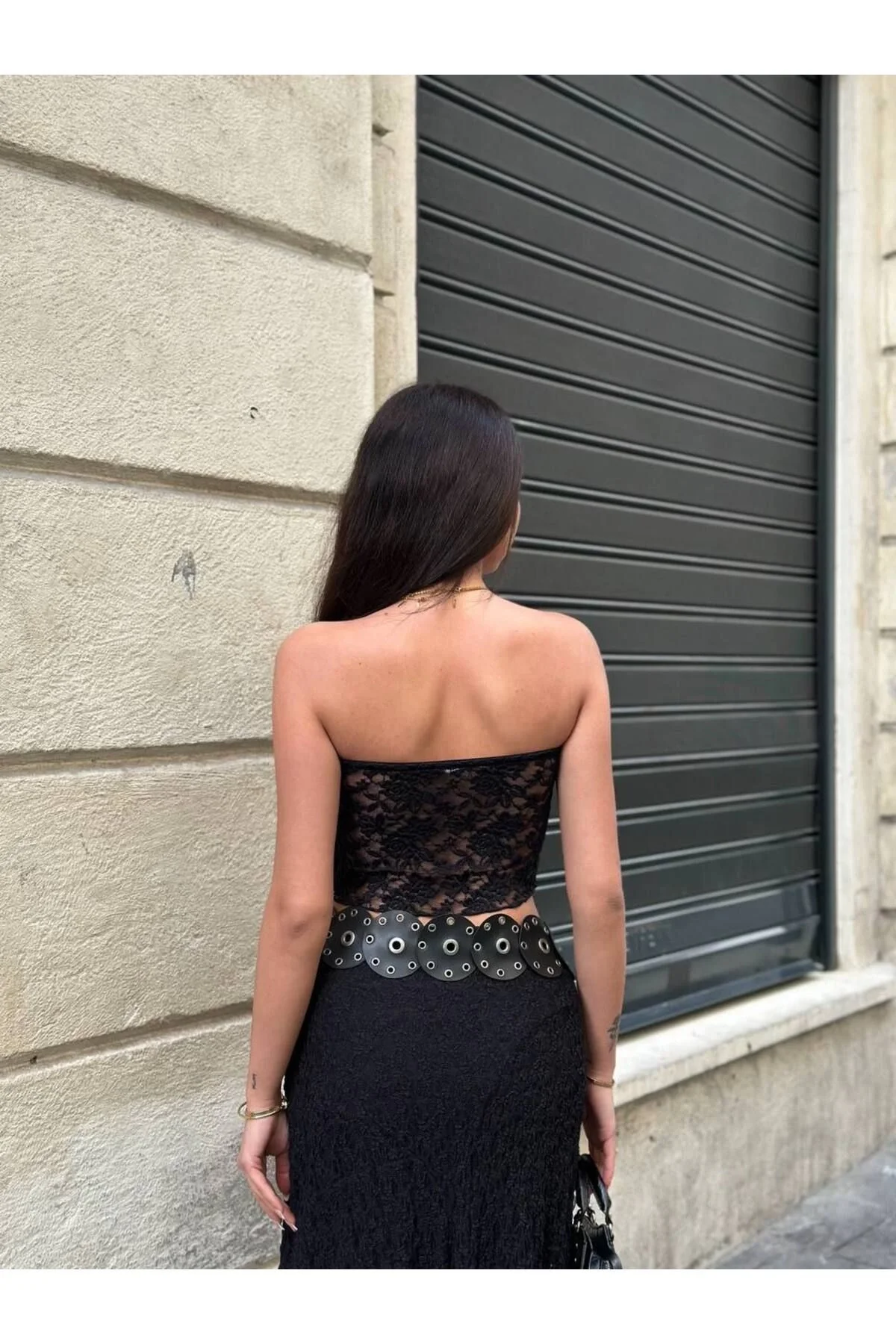 Kadın Straplez Güpürlü Korse Detaylı Asimetrik Kesim Dantel Transparan Crop Bluz - Siyah