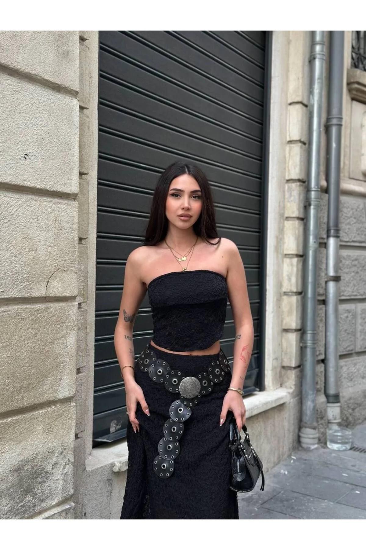 Kadın Straplez Güpürlü Korse Detaylı Asimetrik Kesim Dantel Transparan Crop Bluz - Siyah