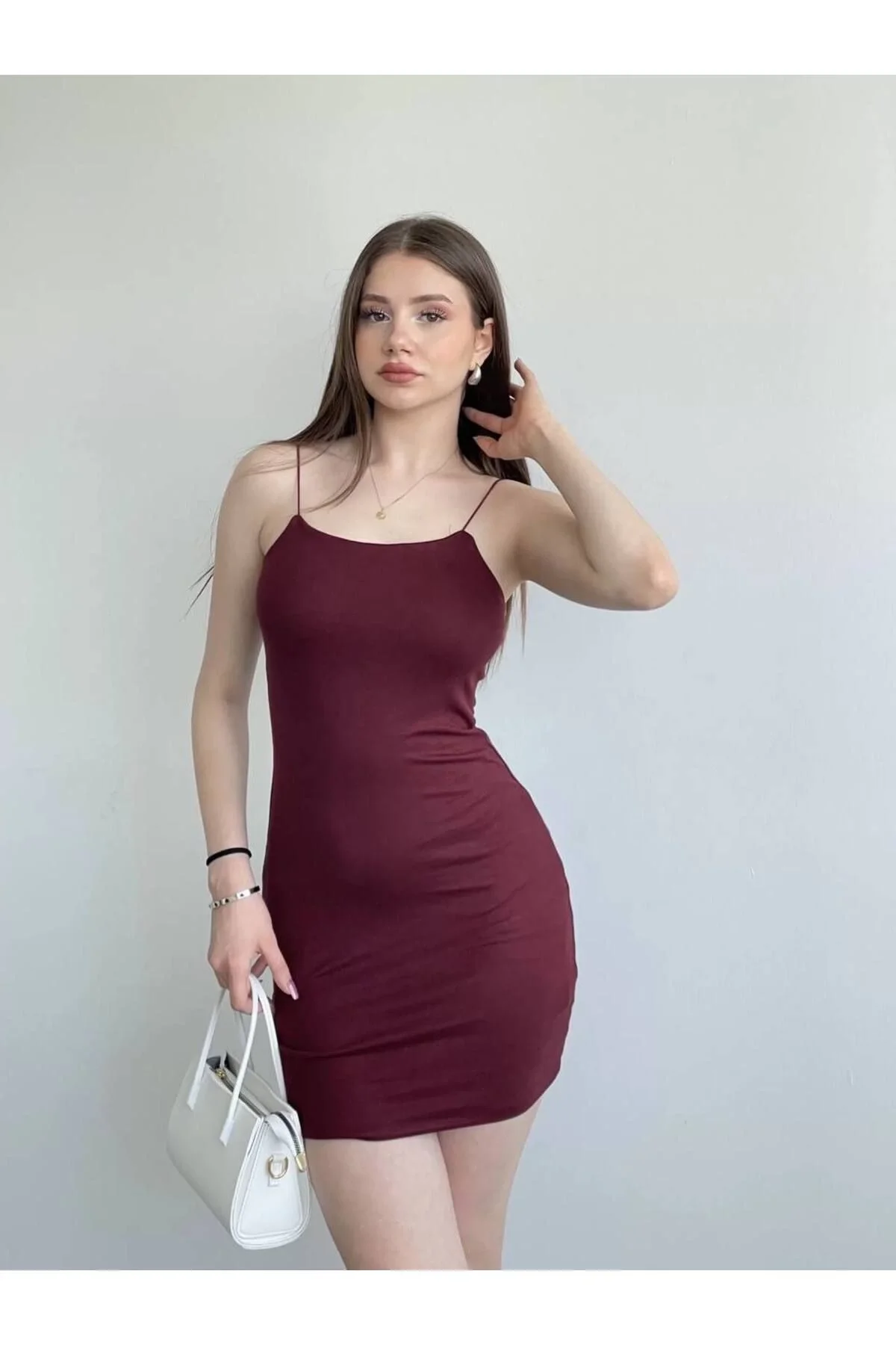 Kadın İp Askılı Esnek Vücudu Saran Likralı Pamuklu Basic Mini Elbise - Bordo