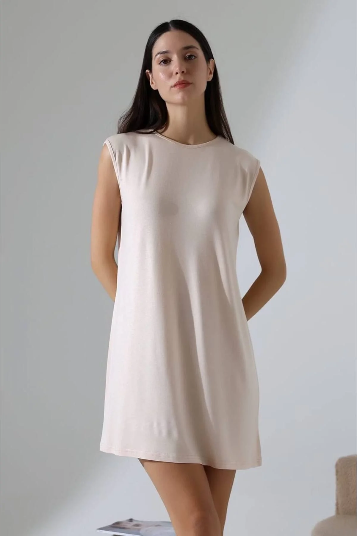 Kadın Bisiklet Yaka Vatkalı Kolsuz Oversize Penye T-shirt Tunik Elbise - Krem