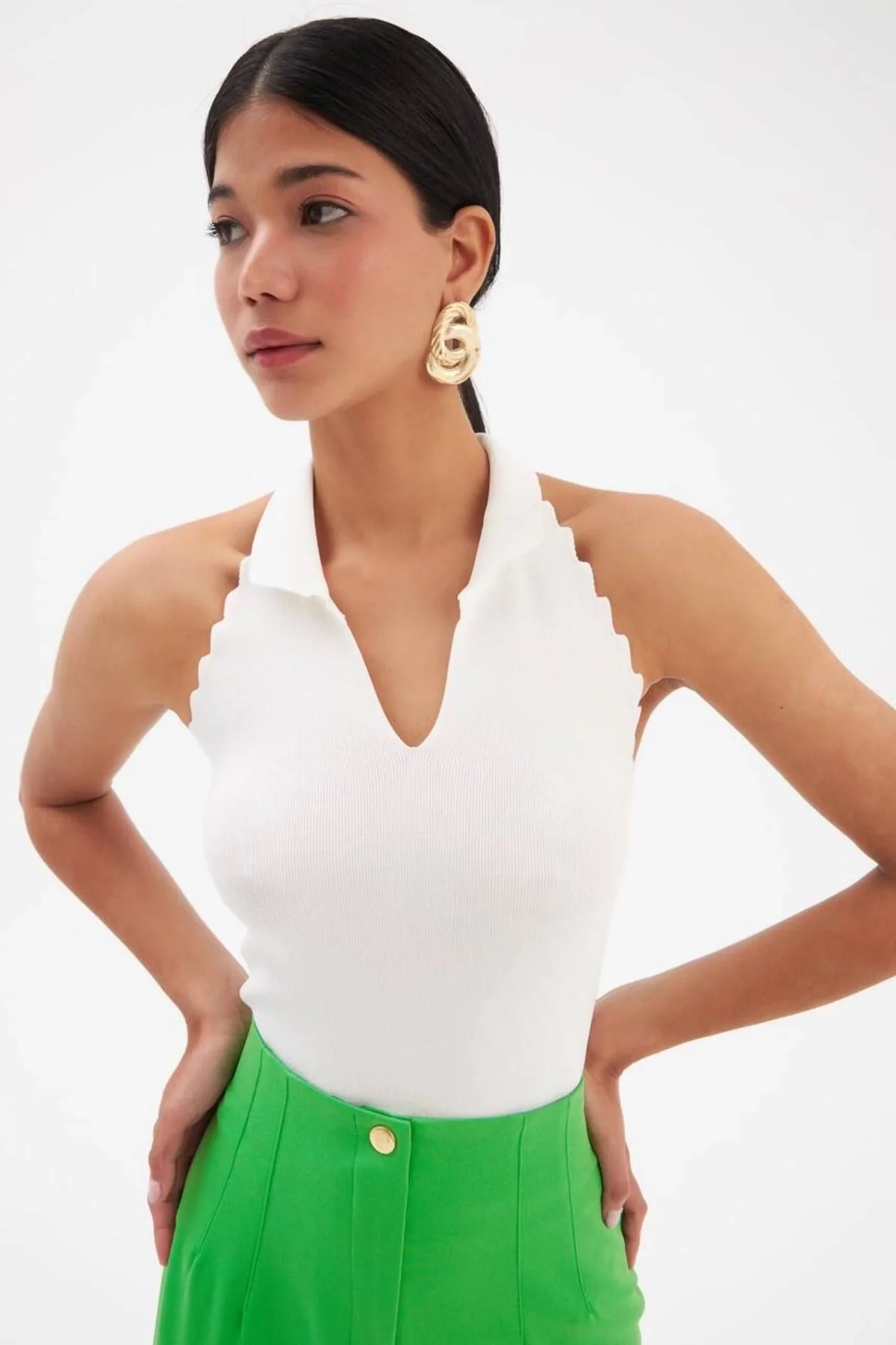 Kadın Polo Yaka Halter Yaka Kenarları Tırtıklı Sırtı Açık Triko Bluz - Yeşil
