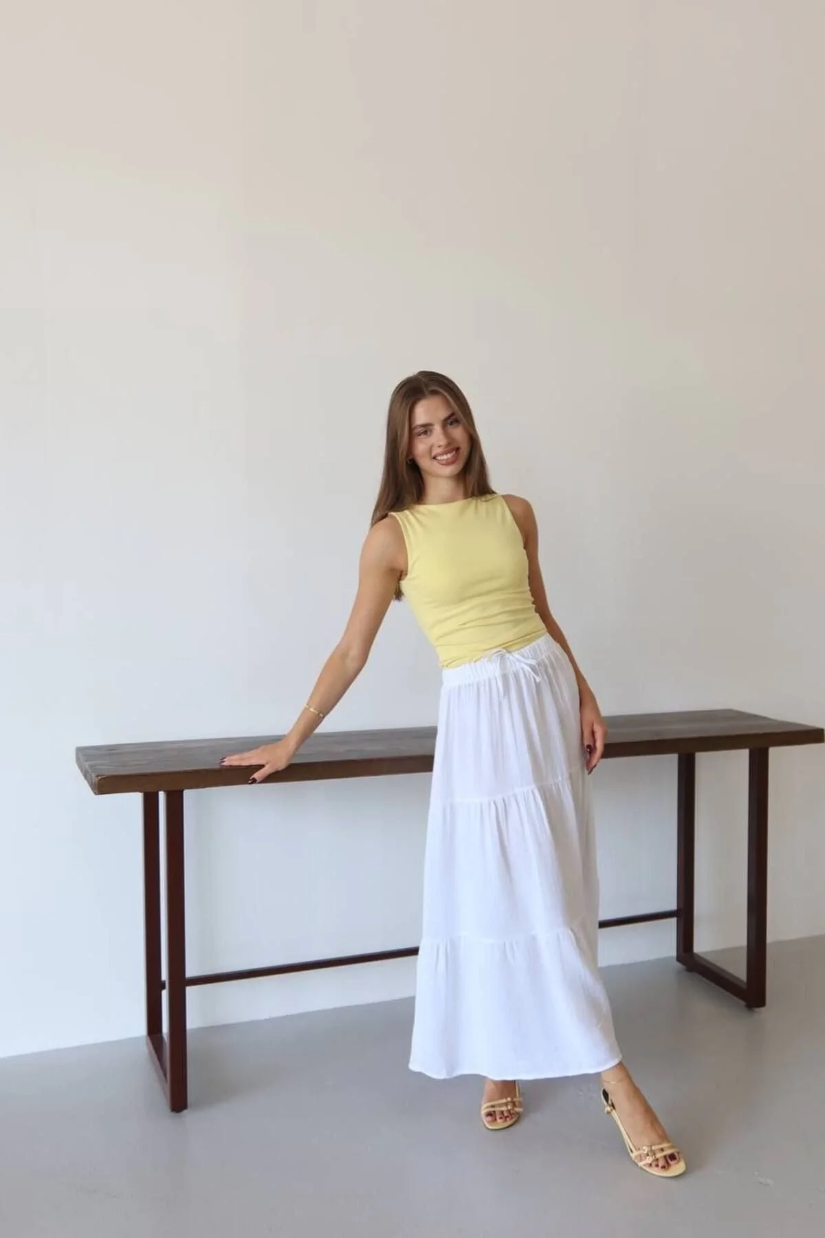 Kadın Yüksek Bel Beli Lastikli ve Bağcıklı Kat Kat Astarlı Poplin Uzun Etek - Beyaz