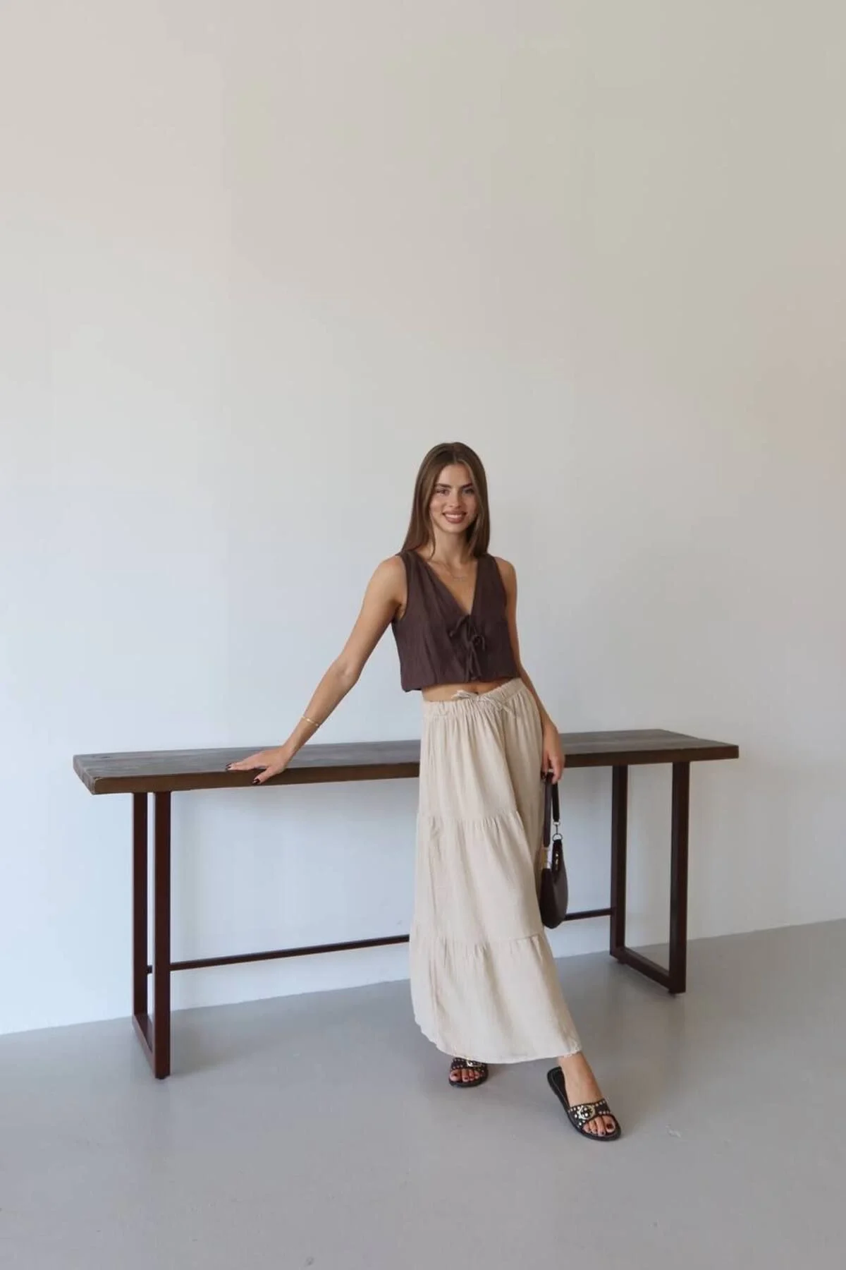 Kadın Yüksek Bel Beli Lastikli ve Bağcıklı Kat Kat Astarlı Poplin Uzun Etek - Bej