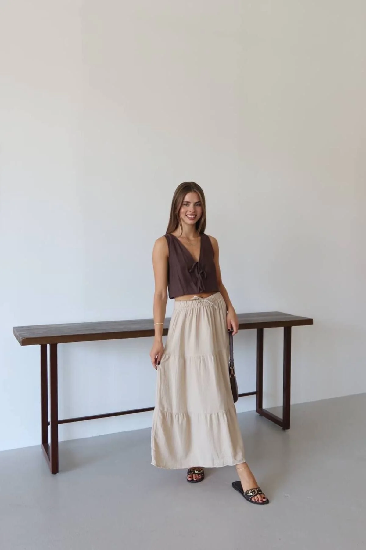 Kadın Yüksek Bel Beli Lastikli ve Bağcıklı Kat Kat Astarlı Poplin Uzun Etek - Bej