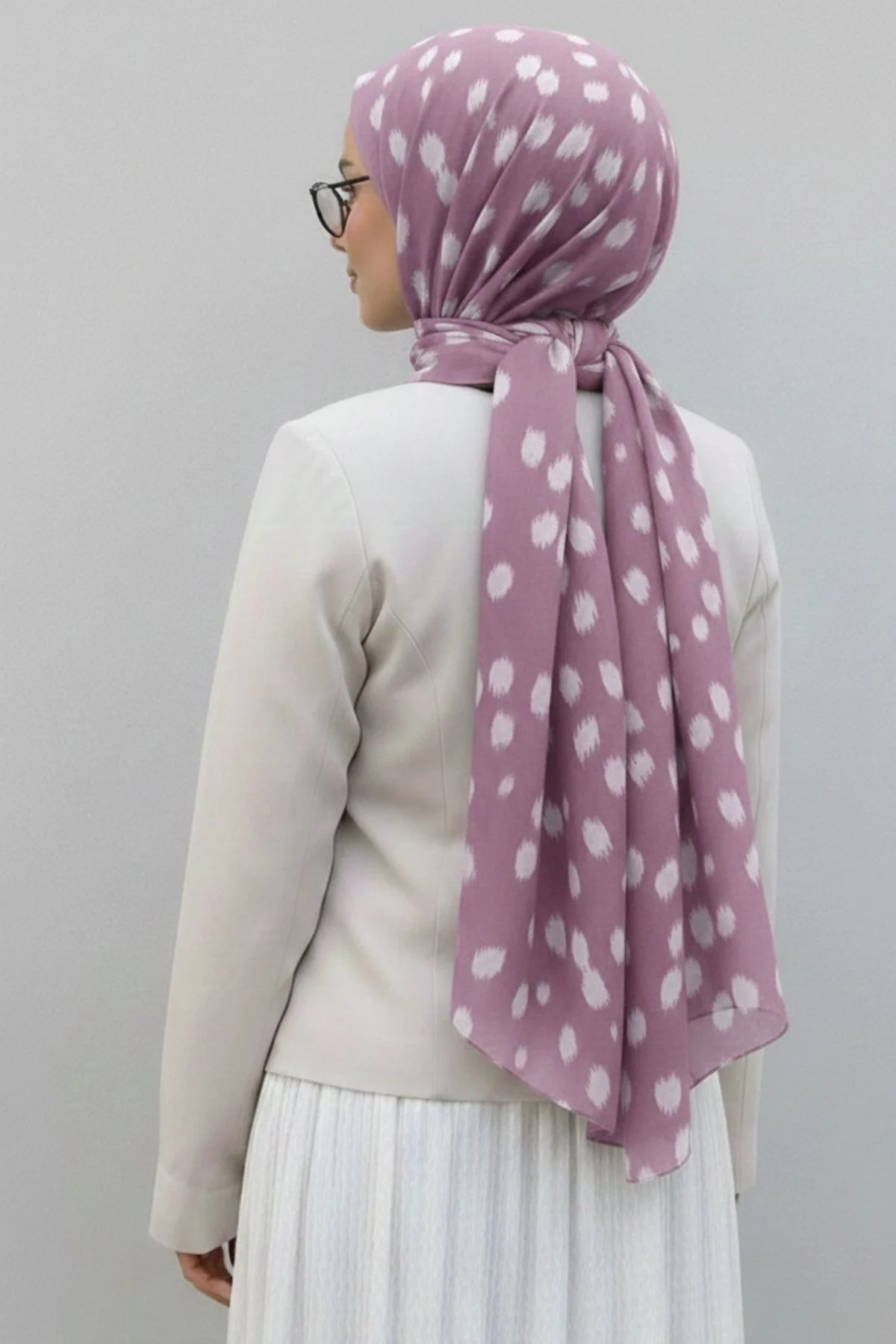 Kadın Lila Ceylan Desenli Pamuklu Soft Dokulu Mevsimlik Tesettür Şal