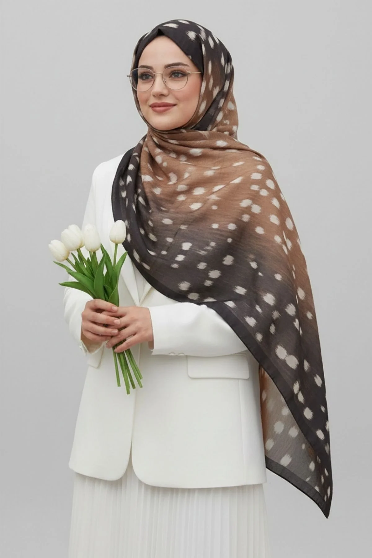 Kadın Kahve Ceylan Desenli Pamuklu Soft Dokulu Mevsimlik Tesettür Şal