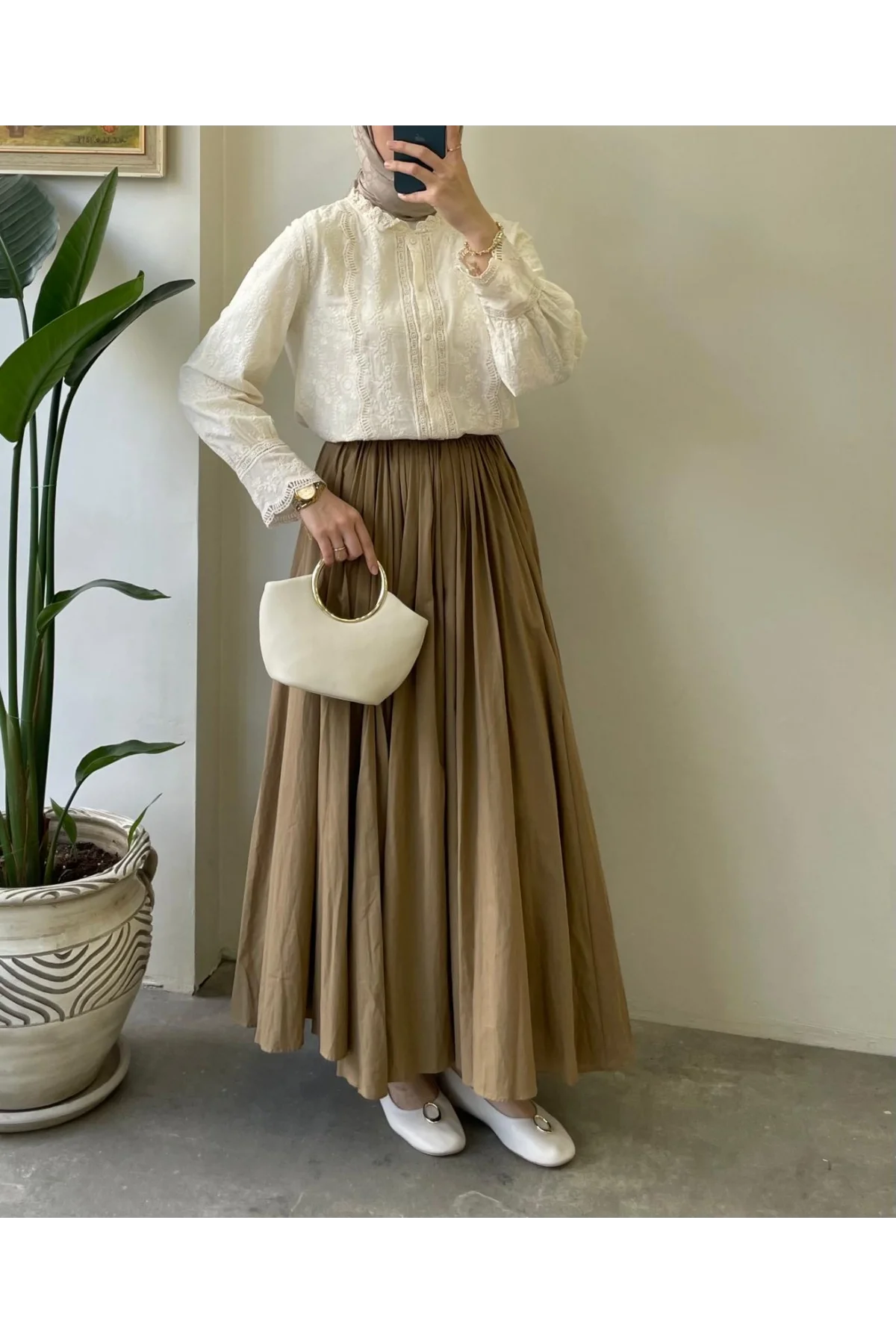 Kadın Bej Fisto İşlemeli Dantel Garnili Hakim Yaka Pamuklu Pinterest Gömlek Bluz