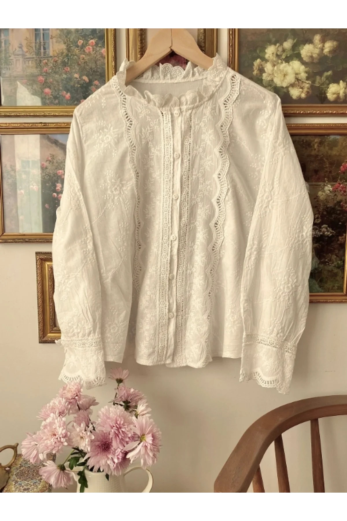 Kadın Bej Fisto İşlemeli Dantel Garnili Hakim Yaka Pamuklu Pinterest Gömlek Bluz