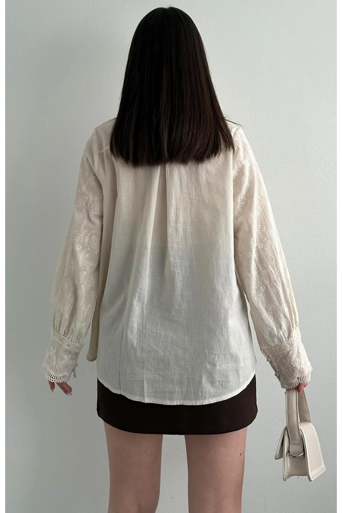 Kadın Bej Fisto İşlemeli Dantel Garnili Hakim Yaka Pamuklu Pinterest Gömlek Bluz