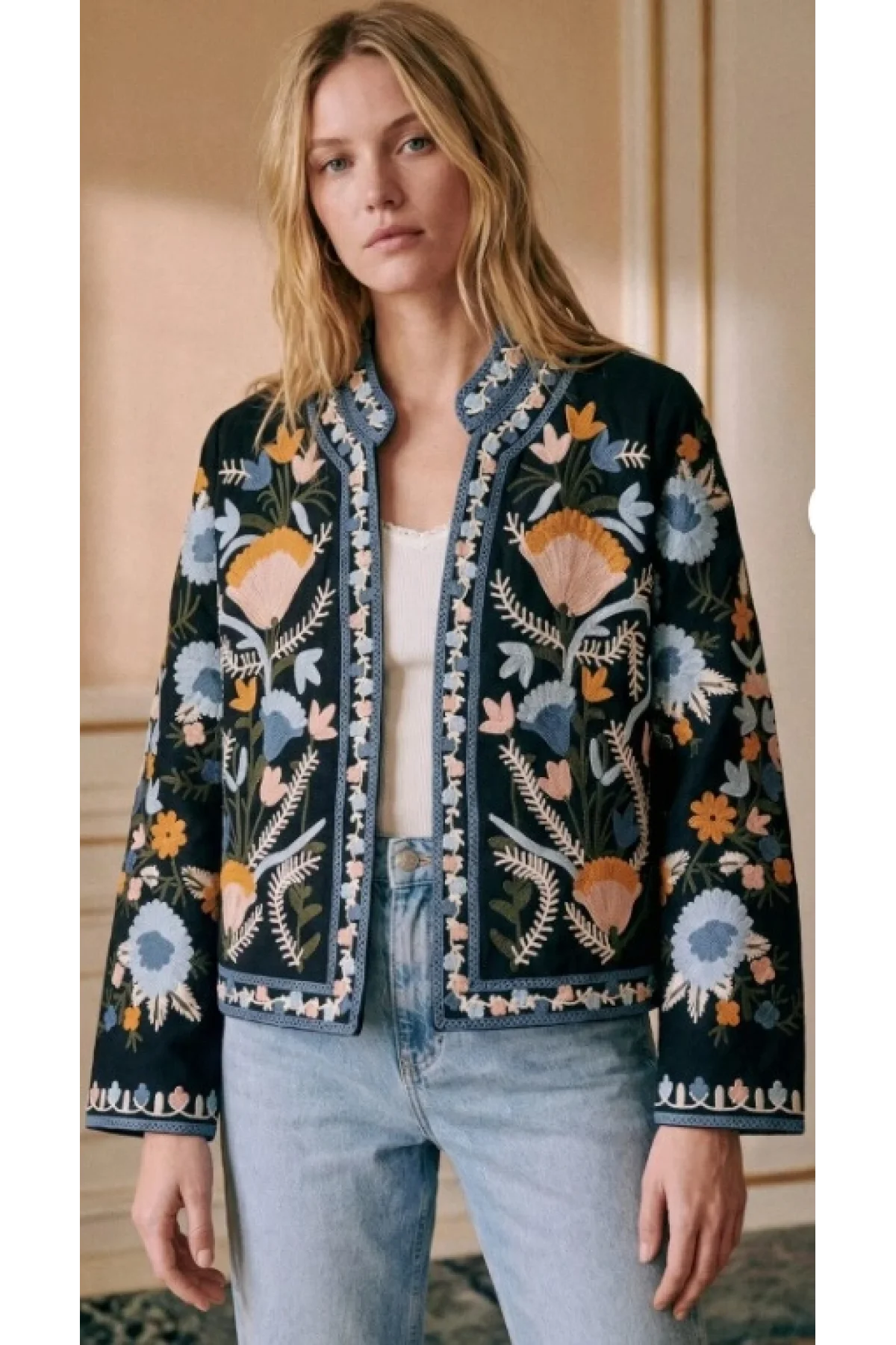 Kadın Siyah Renkli Çiçek Nakış İşlemeli Yakasız Mevsimlik Denim Pinterest Ceket