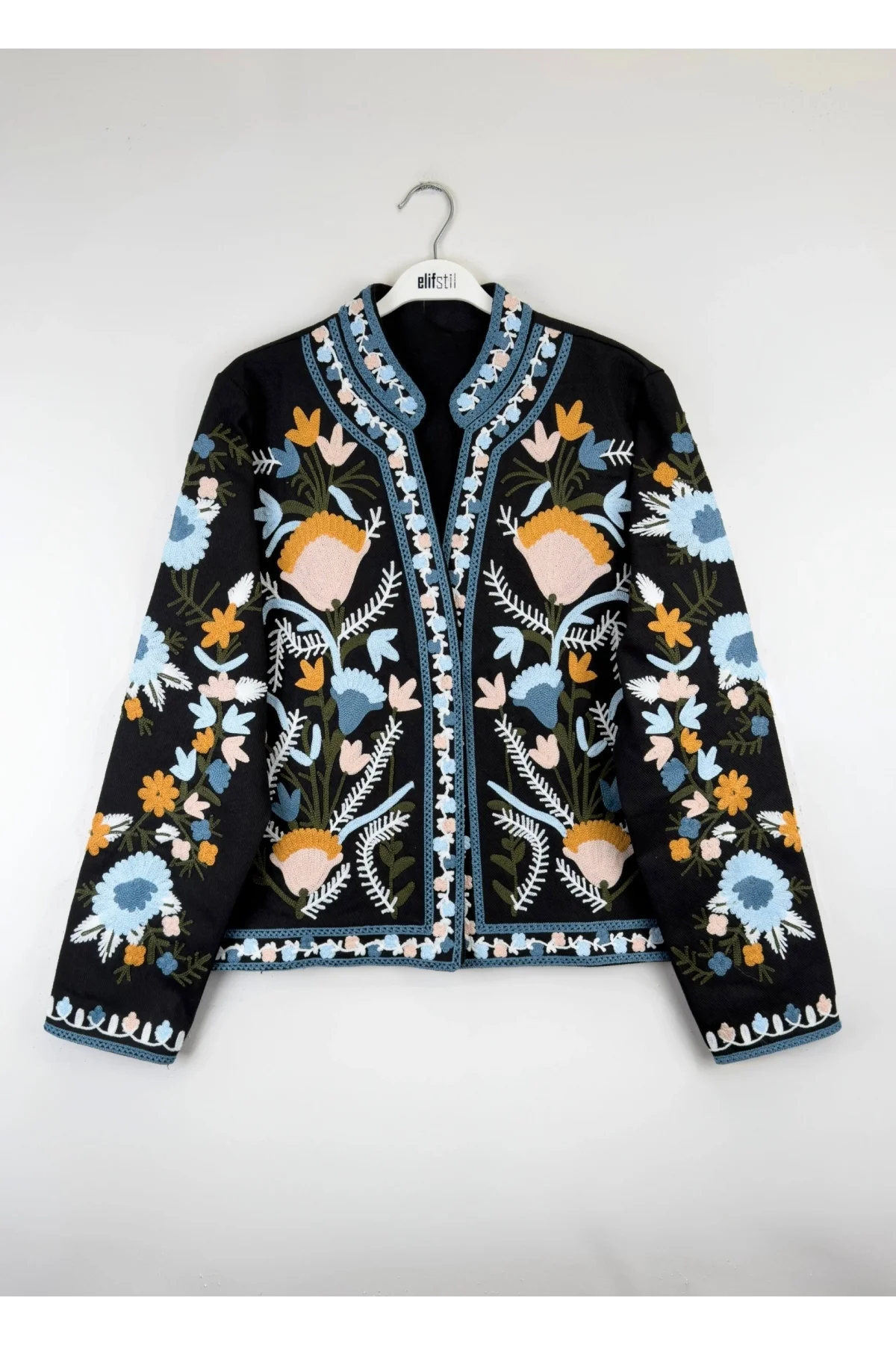 Kadın Siyah Renkli Çiçek Nakış İşlemeli Yakasız Mevsimlik Denim Pinterest Ceket