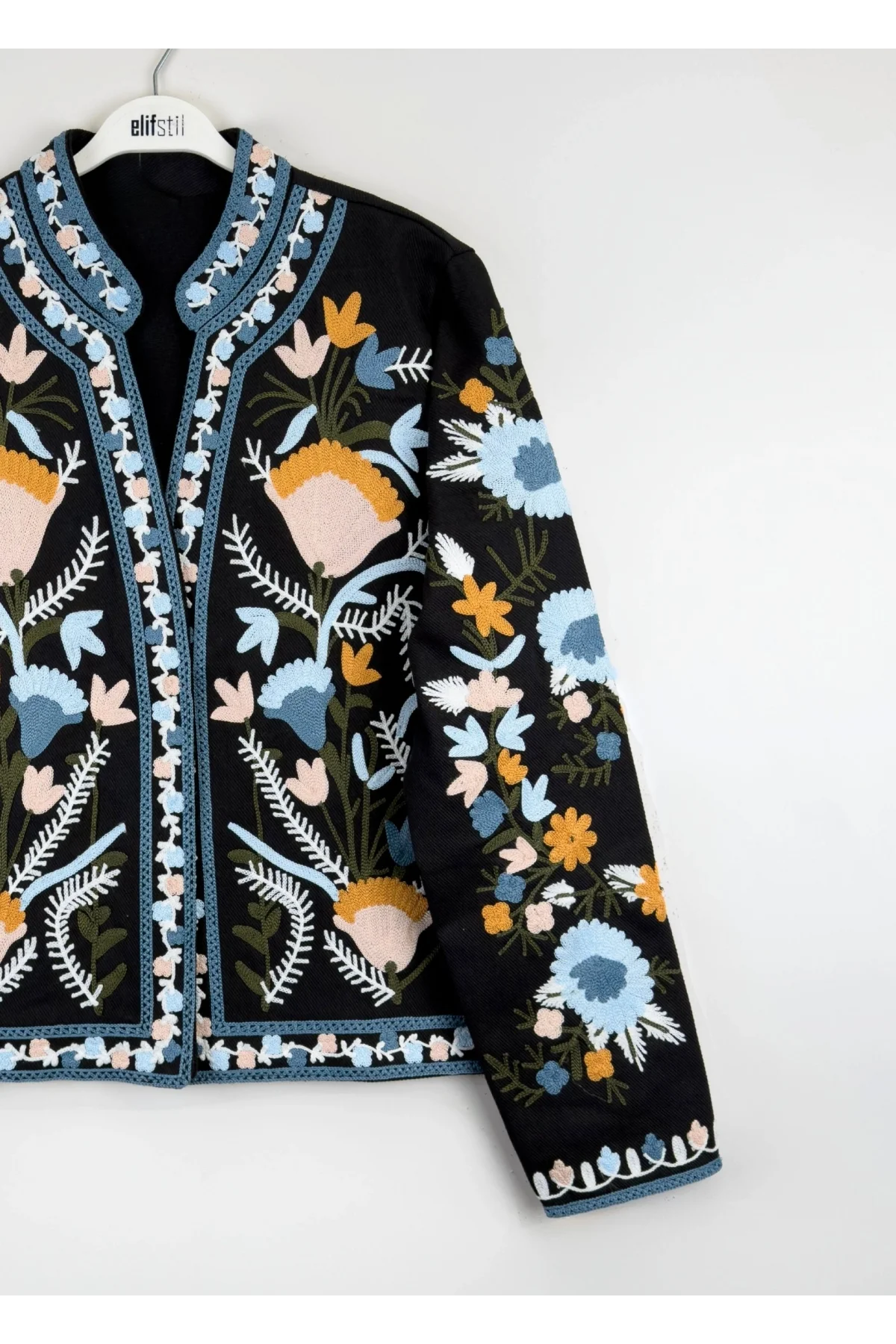 Kadın Siyah Renkli Çiçek Nakış İşlemeli Yakasız Mevsimlik Denim Pinterest Ceket