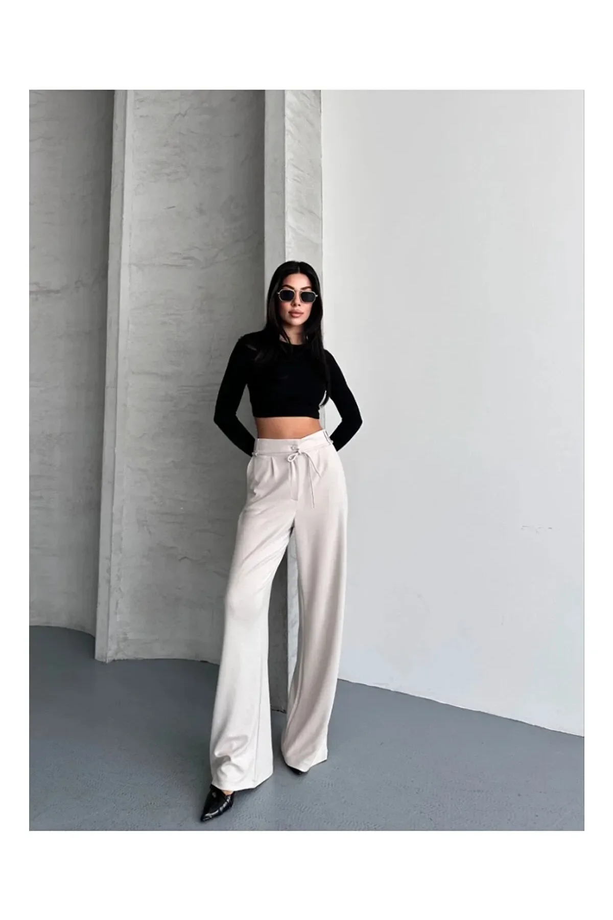Kadın Ekru Yüksek Bel Bağlamalı Bol Paça Dökümlü Yumuşak Modal Kumaş Pantolon
