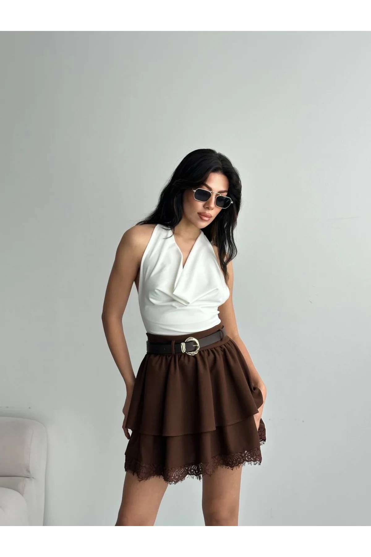 Kadın Acı Kahve Dantel Uçlu Katlı Volanlı Yüksek Bel Dokuma Kumaş Mini Etek