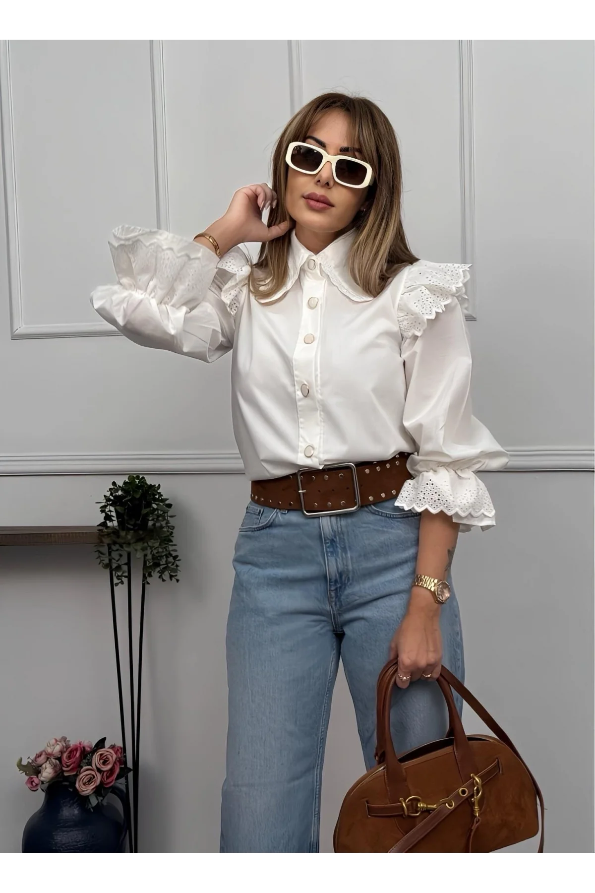 Kadın Beyaz Fisto Detaylı Geniş Yakalı Balon Kol Pamuk Keten Gömlek Bluz