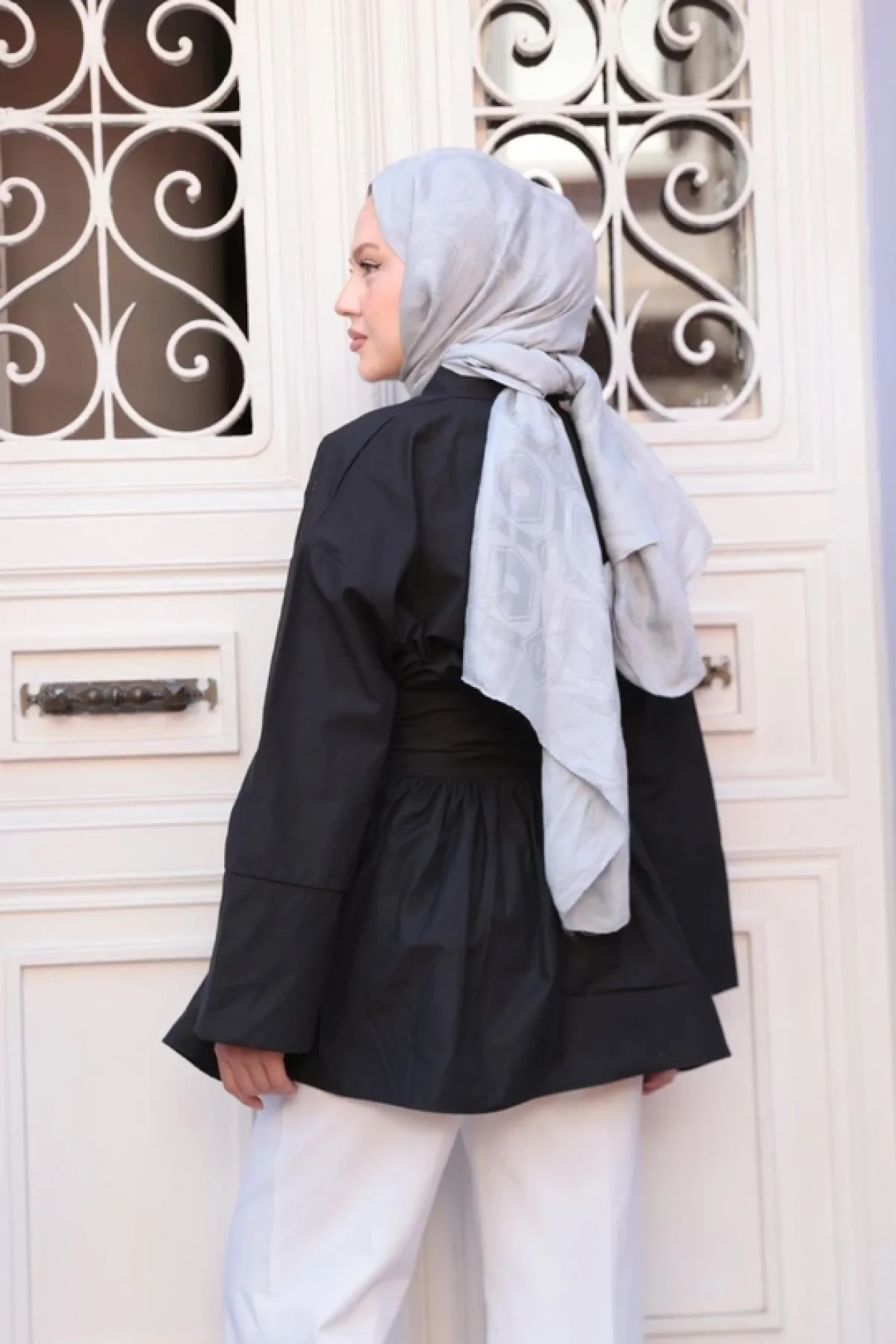 Kadın Siyah Oversize Geniş Kollu Tek Cepli Uzun Keten Gömlek Tunik