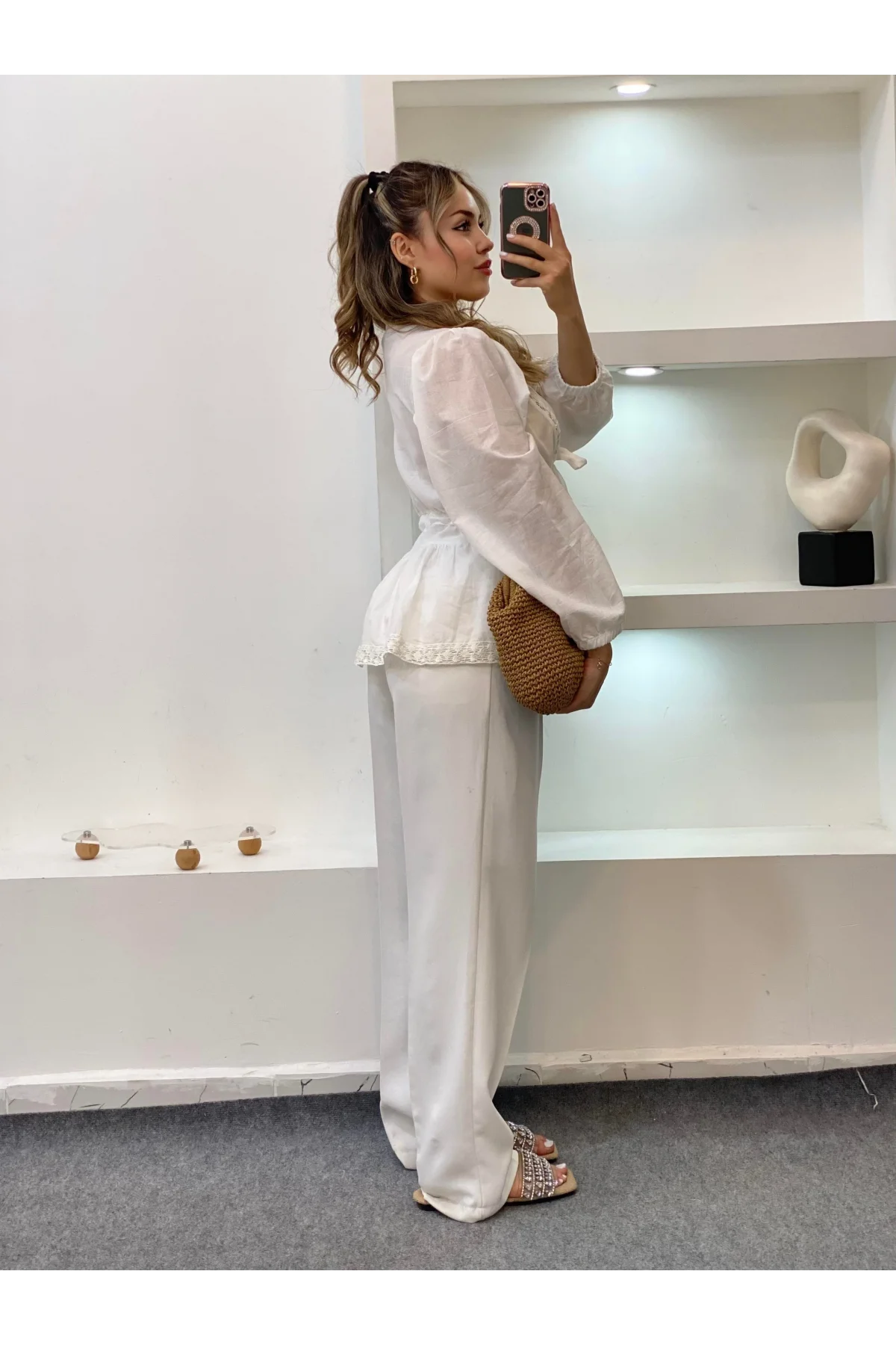 Kadın Beyaz V Yaka Dantelli Önden Bağlamalı Pinterest Peplum Bluz