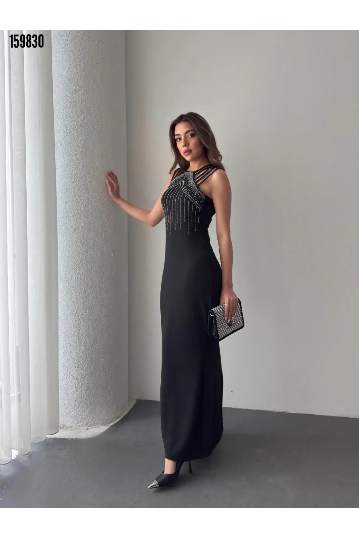 Kadın Siyah Taş İşlemeli Çoklu Askılı Yırtmaçlı Scuba Uzun Abiye Elbise