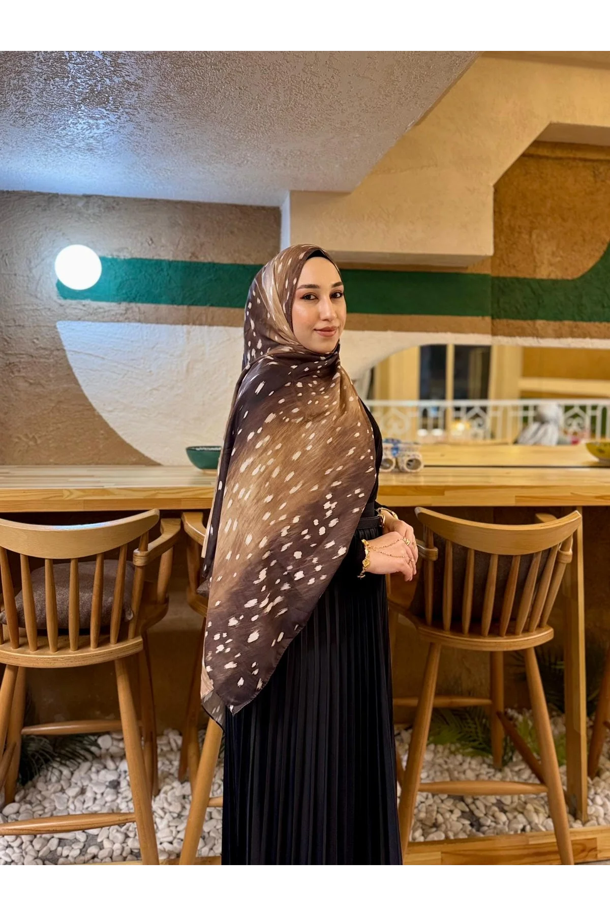 Kadın Kahve Ceylan Desenli Pamuklu Soft Dokulu Mevsimlik Tesettür Şal