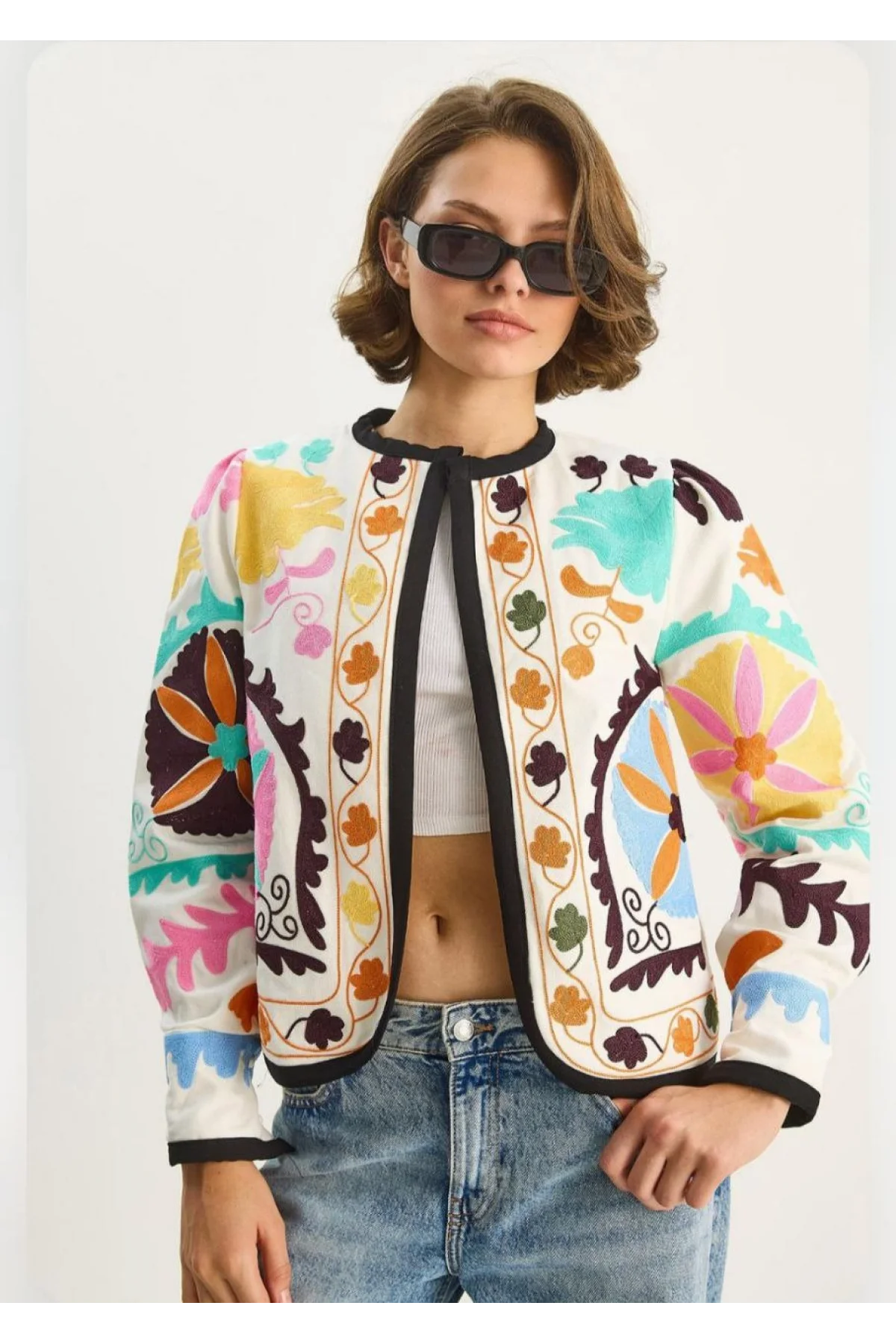 Kadın Ekru Pinterest Suzani Renkli Nakış İşlemeli Bomber Ceket