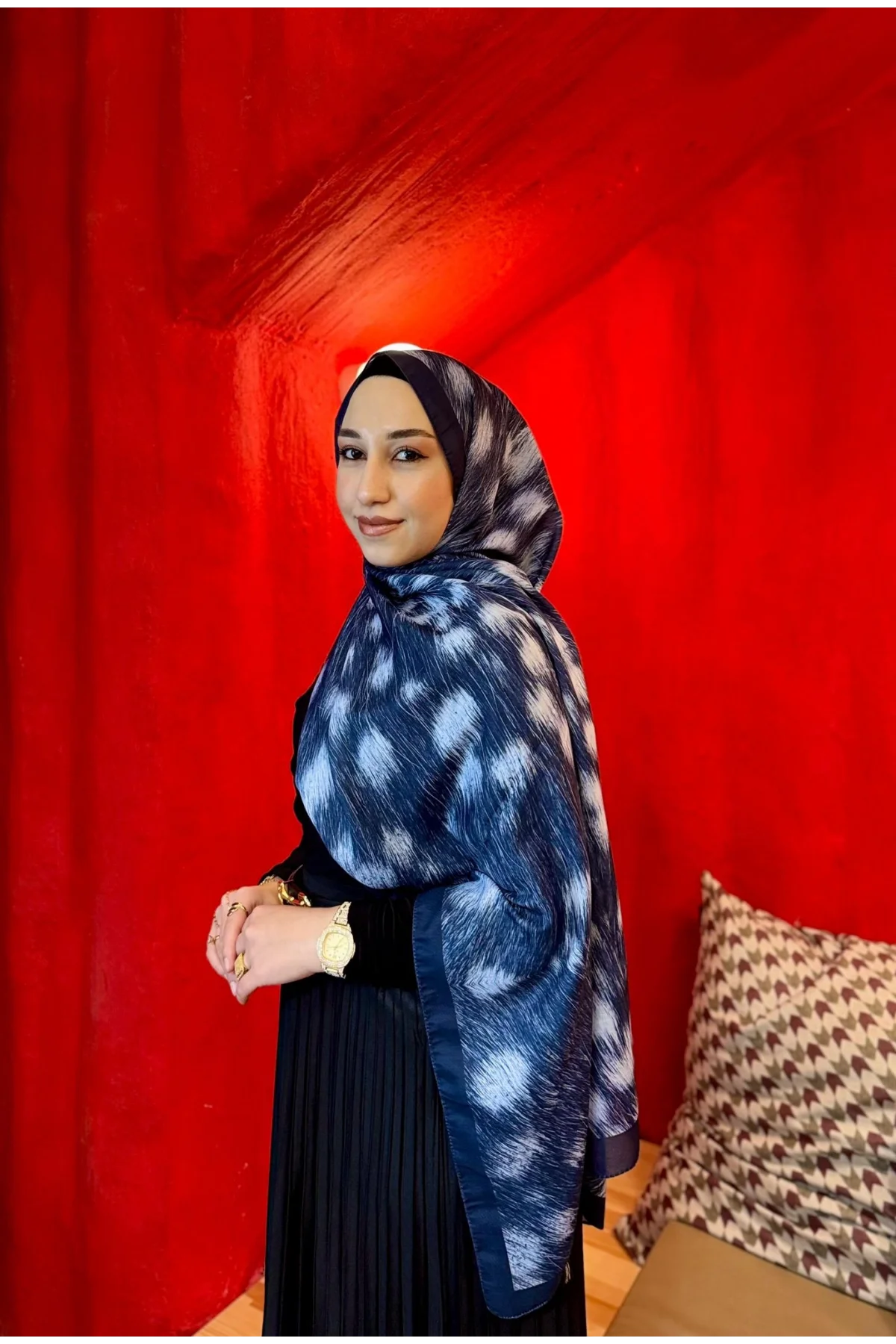 Kadın Lacivert Ekru Fırça Darbesi Desenli Yumuşak Dokulu Pamuklu Soft Şal