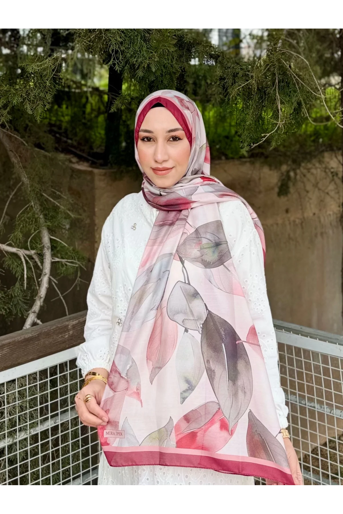 Kadın Bordo Pudra Sulu Boya Yaprak Desenli Yumuşak Dokulu Soft Şal