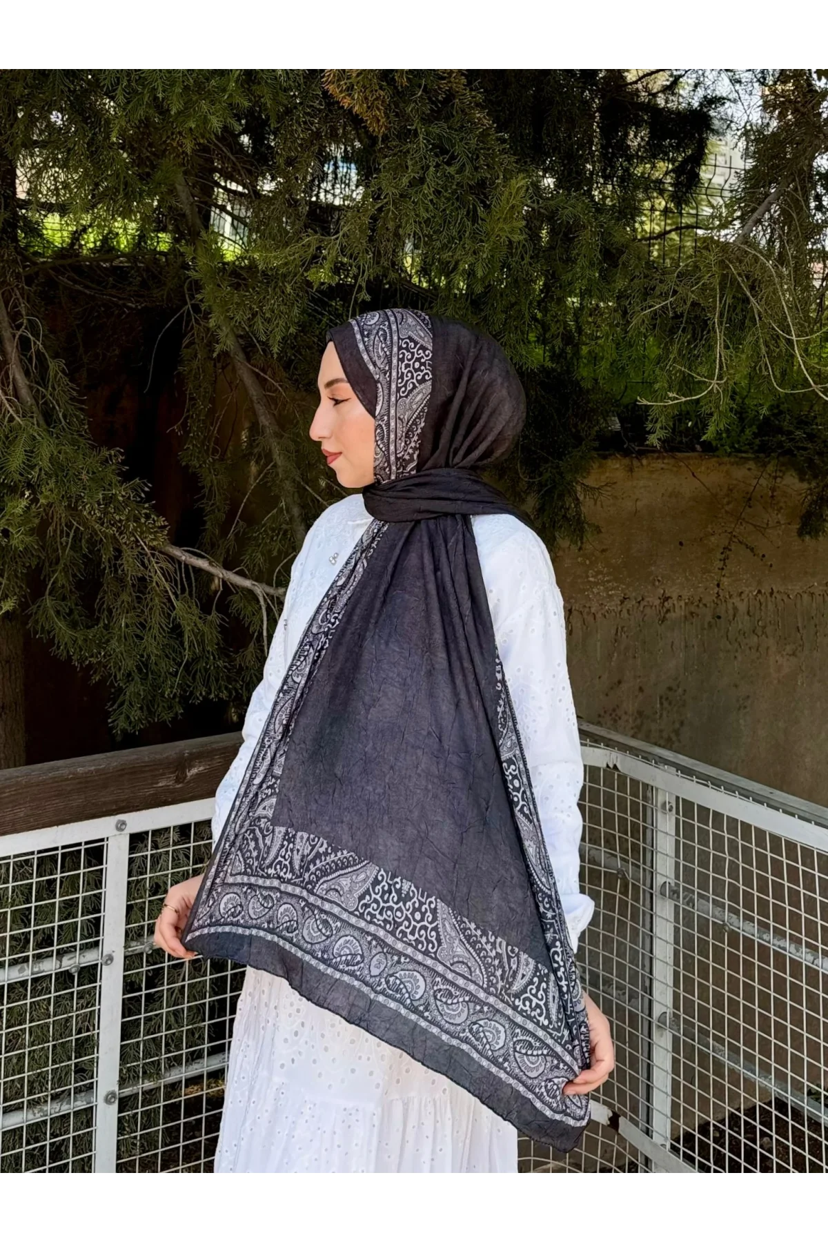 Kadın Siyah Yumuşak Dokulu Pamuklu Bambu Şal