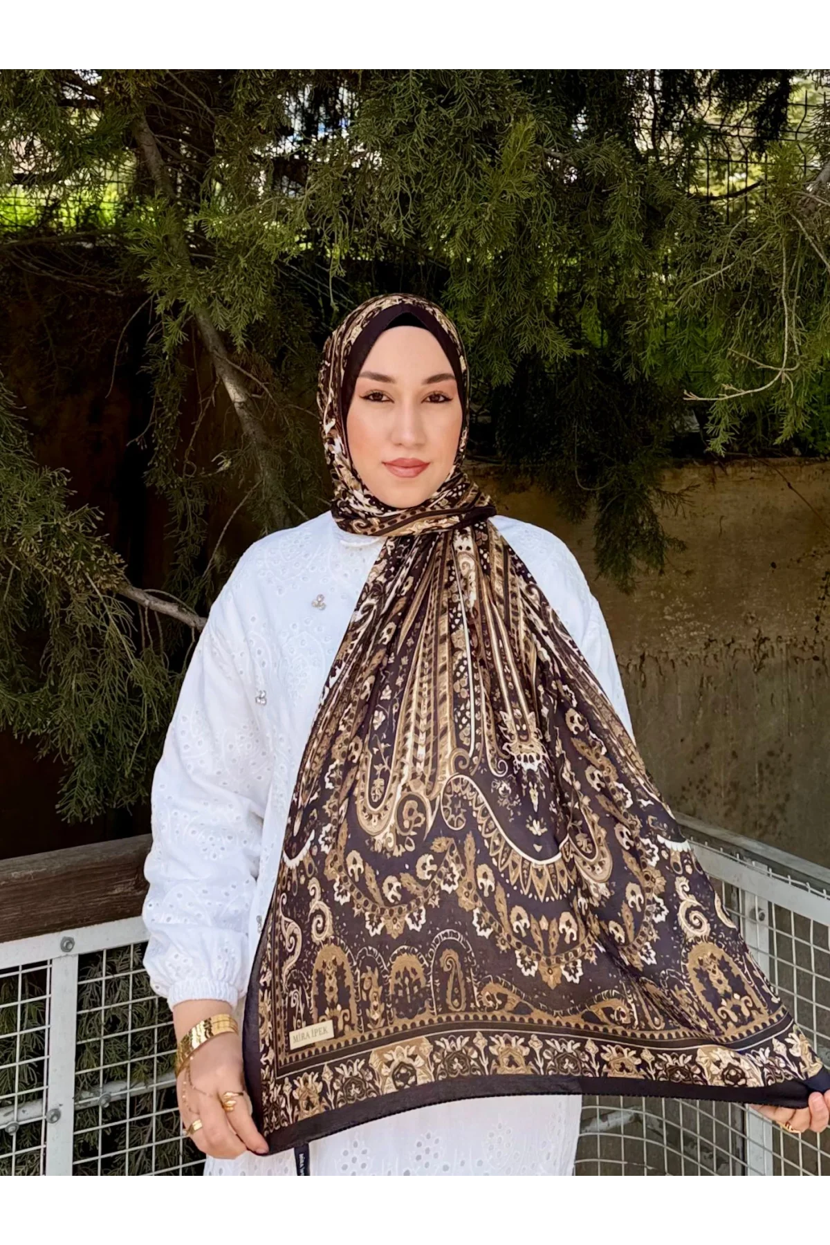 Kadın Koyu Kahve Etnik Desenli Yumuşak Dokulu Pamuklu Soft Şal