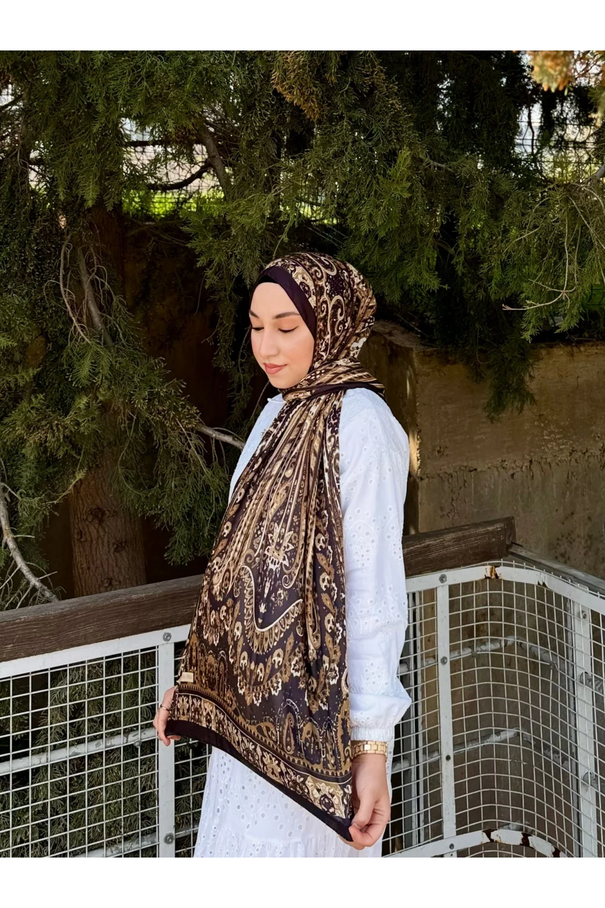 Kadın Koyu Kahve Etnik Desenli Yumuşak Dokulu Pamuklu Soft Şal