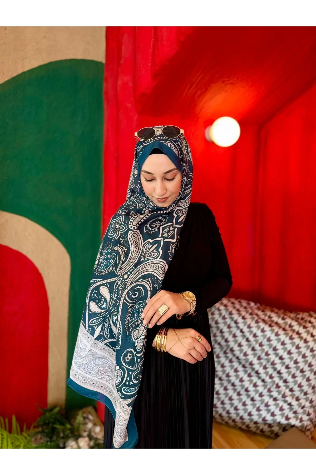 Kadın Petrol Mavisi Etnik Paisley Desenli Yumuşak Dokulu Pamuklu Soft Şal