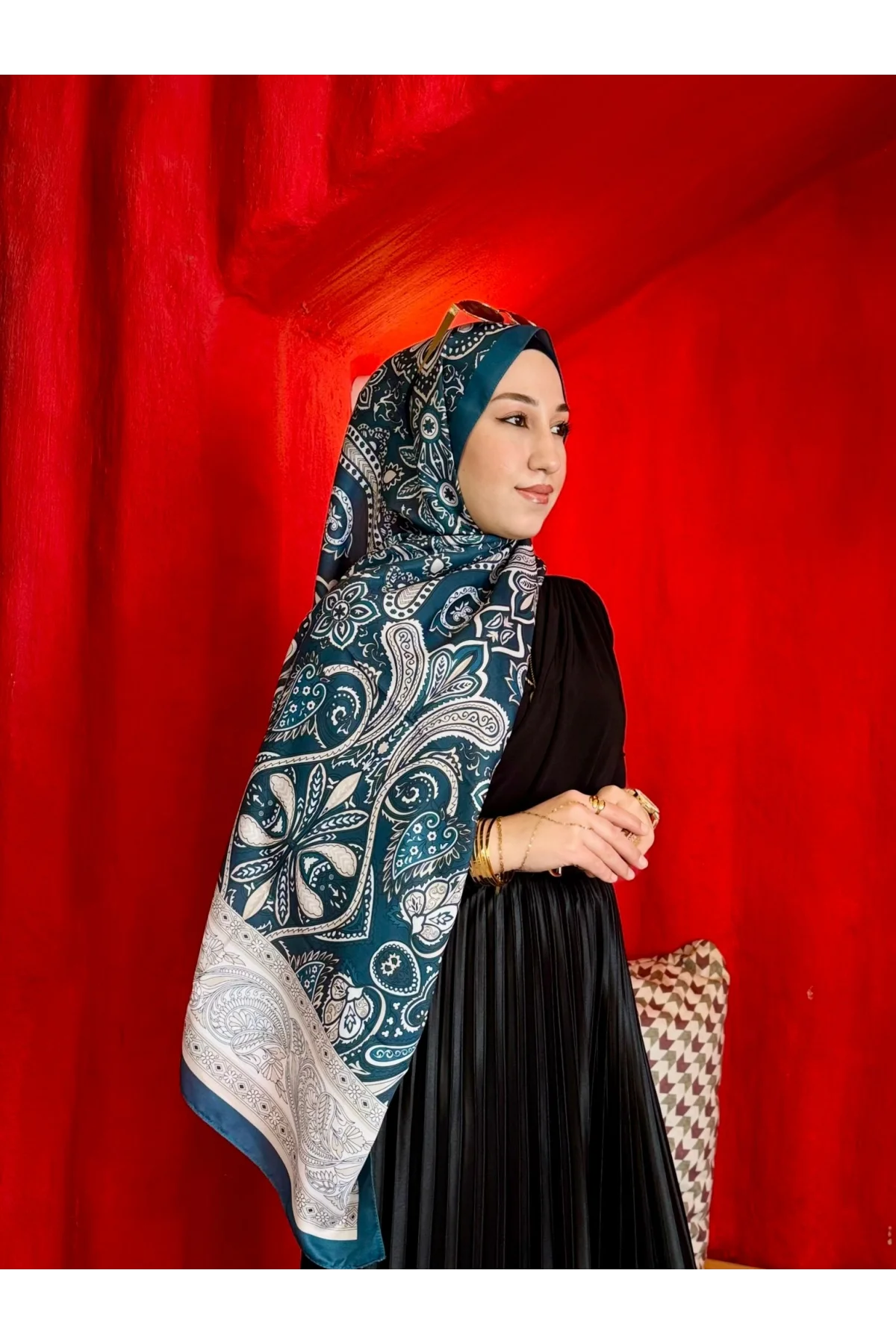 Kadın Petrol Mavisi Etnik Paisley Desenli Yumuşak Dokulu Pamuklu Soft Şal