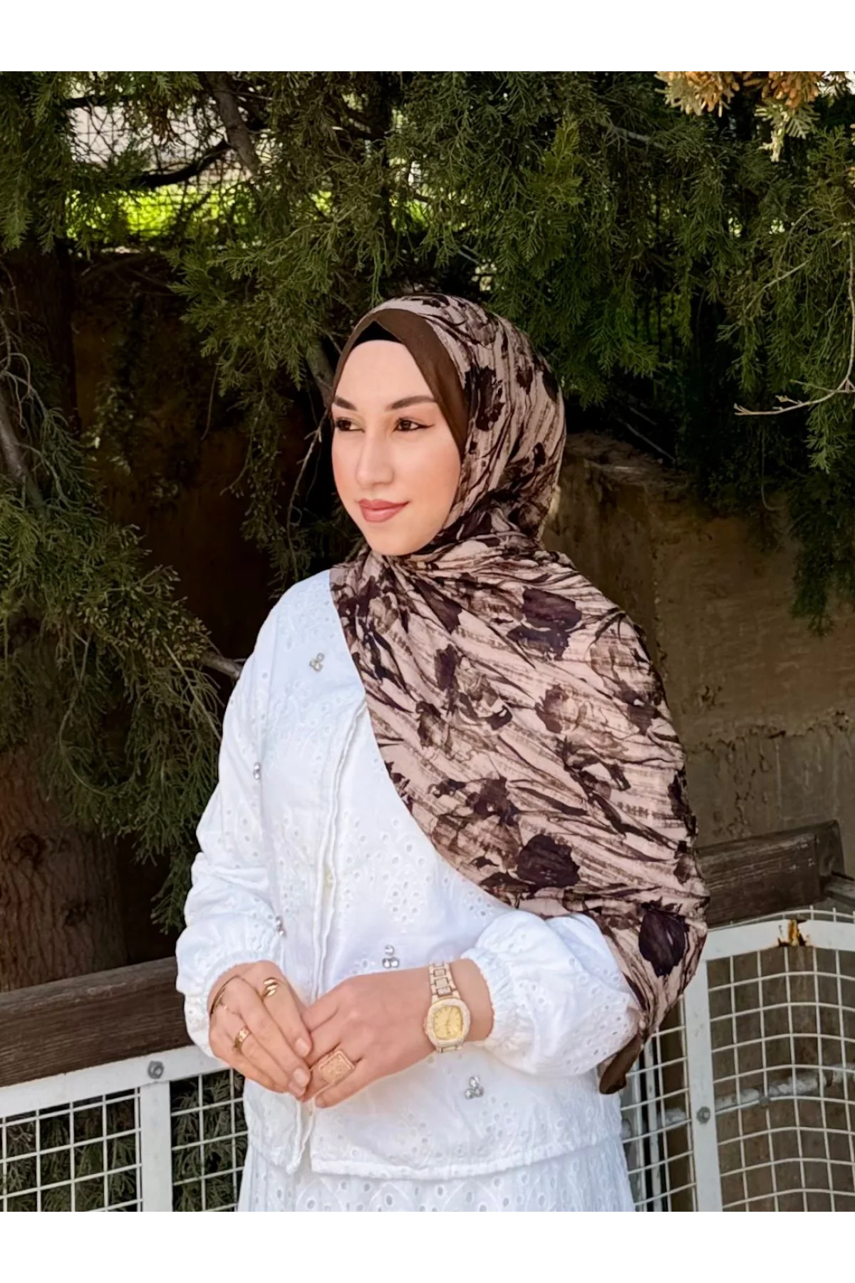 Kadın Koyu Kahve Floral Desenli Yumuşak Dokulu Pamuklu Bambu Şal