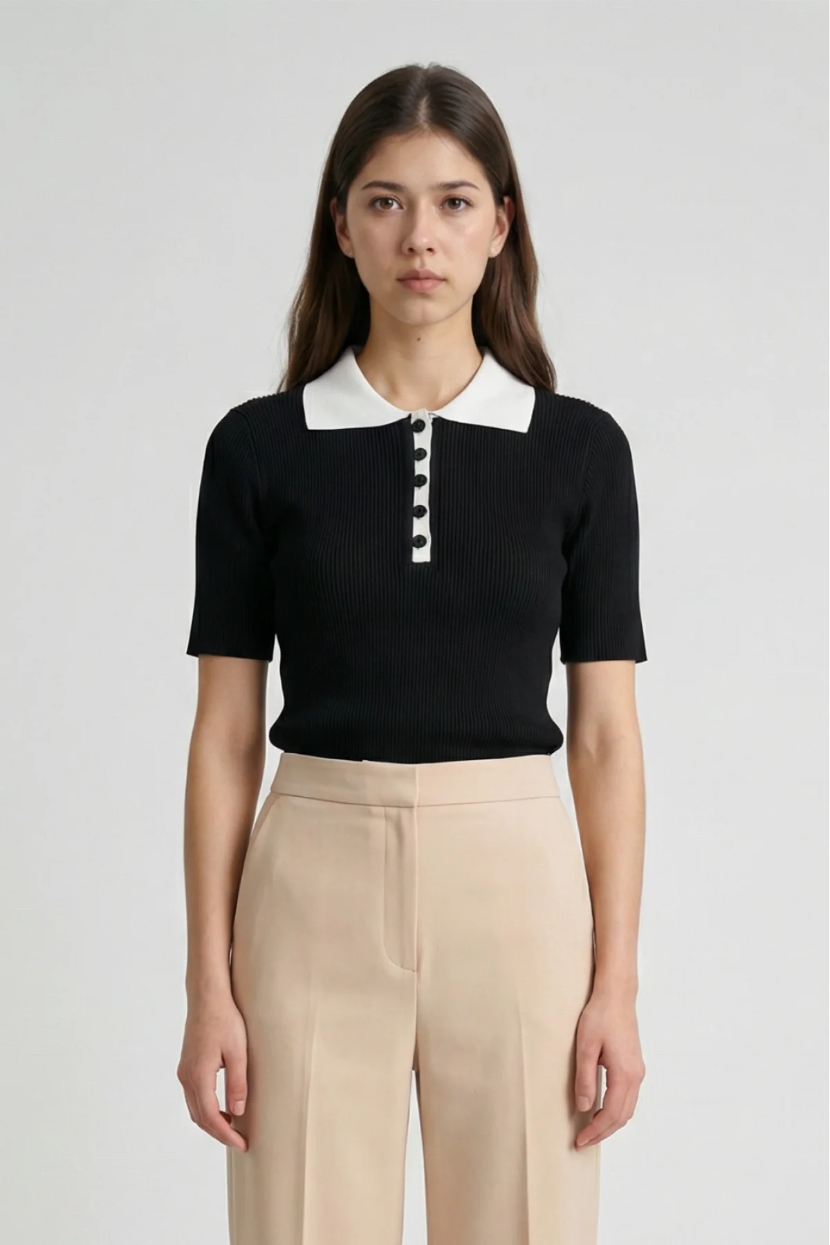 Kadın Siyah Kontrast Beyaz Polo Yaka Pamuklu Triko Tişört Düğmeli Kaşkorse