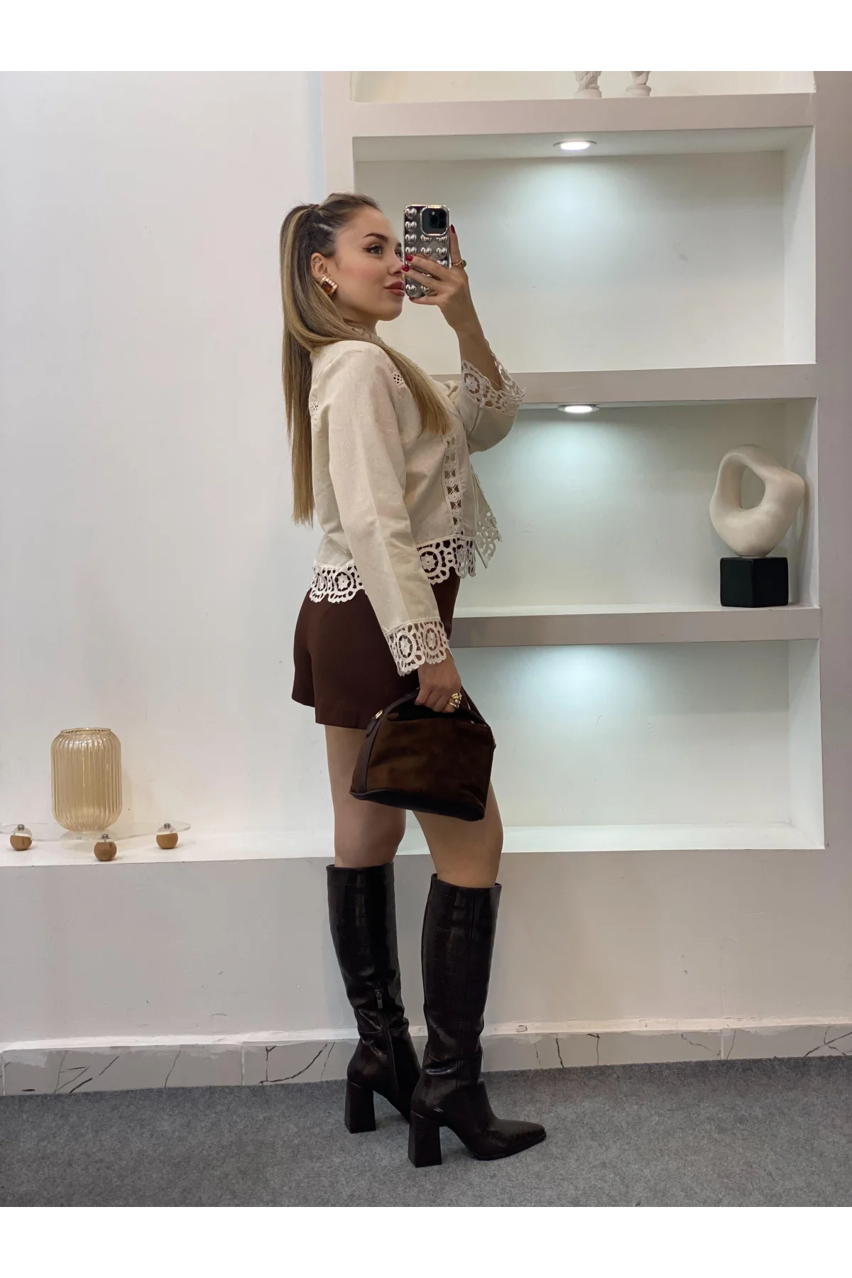 Kadın Bej Tasarım Motifli Pamuklu Keten Gömlek Dantelli Pinterest Gömlek