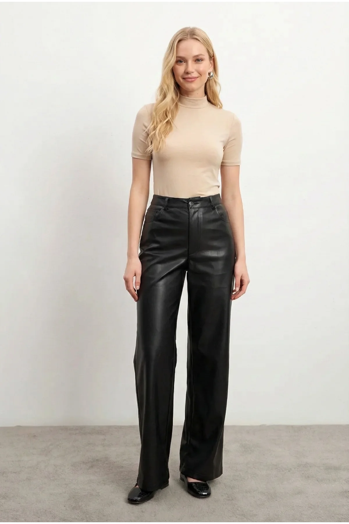 Kadın 3lü Bej Yarım Balıkçı Yaka Kısa Kollu Esnek Pamuklu Basic Bluz