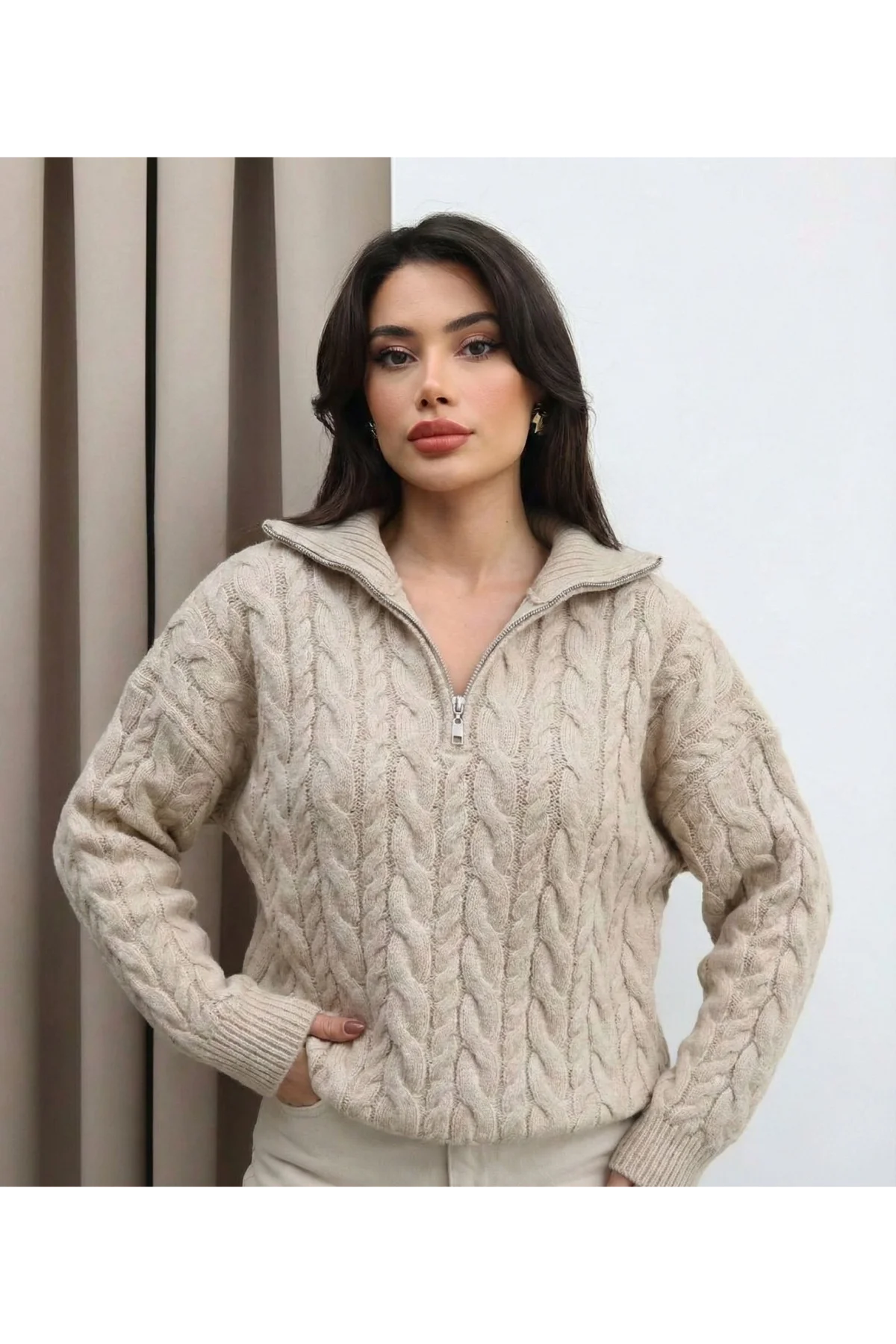 Kadın Bej Fermuarlı Saç Örgü Desenli Oversize Triko Kazak