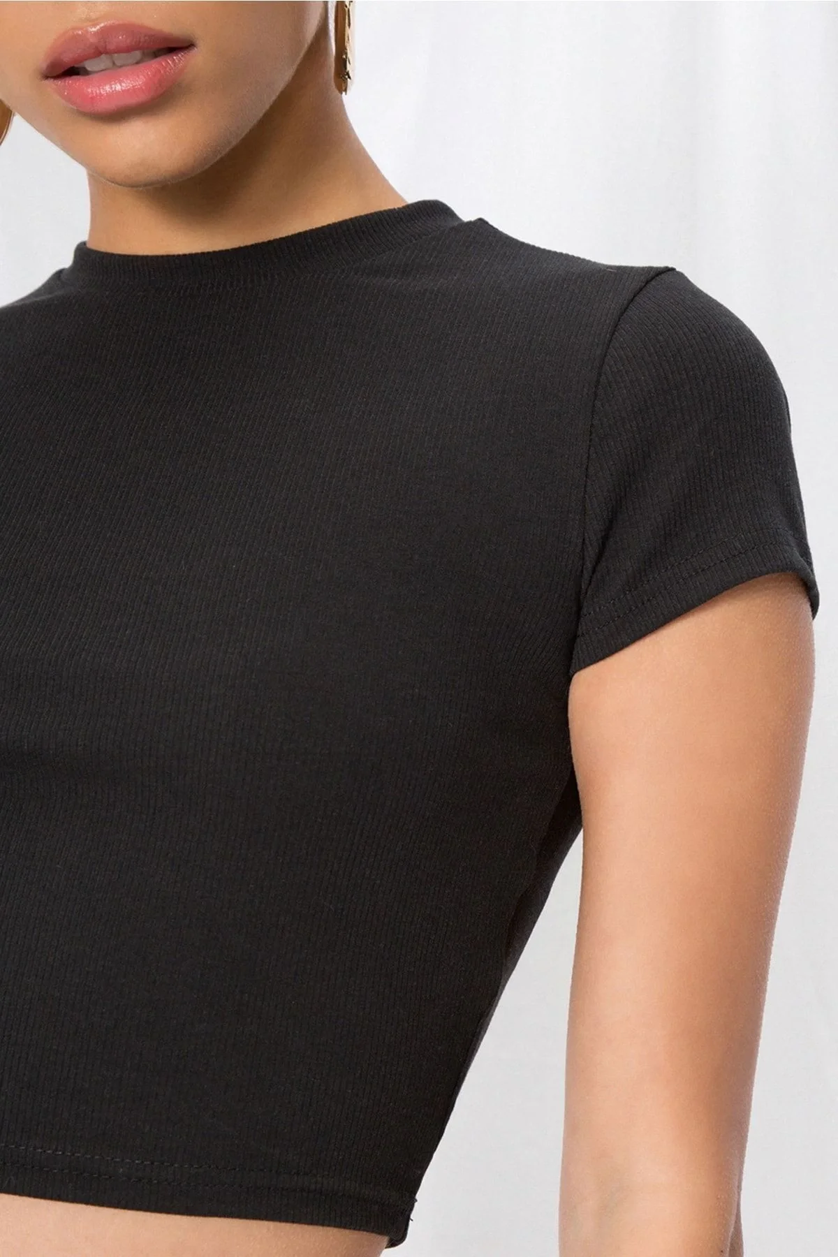 Kadın Siyah Bisiklet Yaka Kısa Kollu Fitilli Çift Katlı Crop Bluz