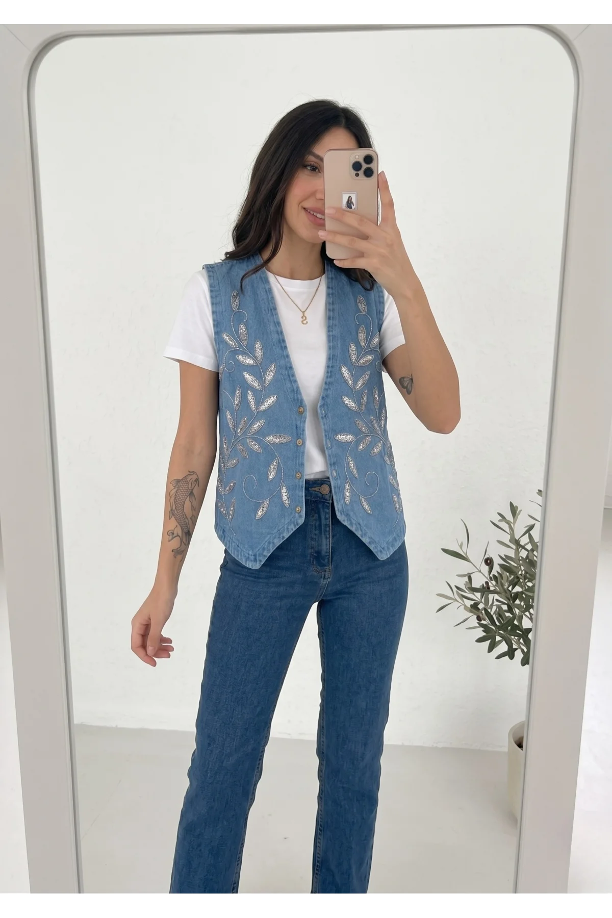 Kadın Mavi Boncuk İşlemeli Jean Yelek Pamuklu V Yaka Denim