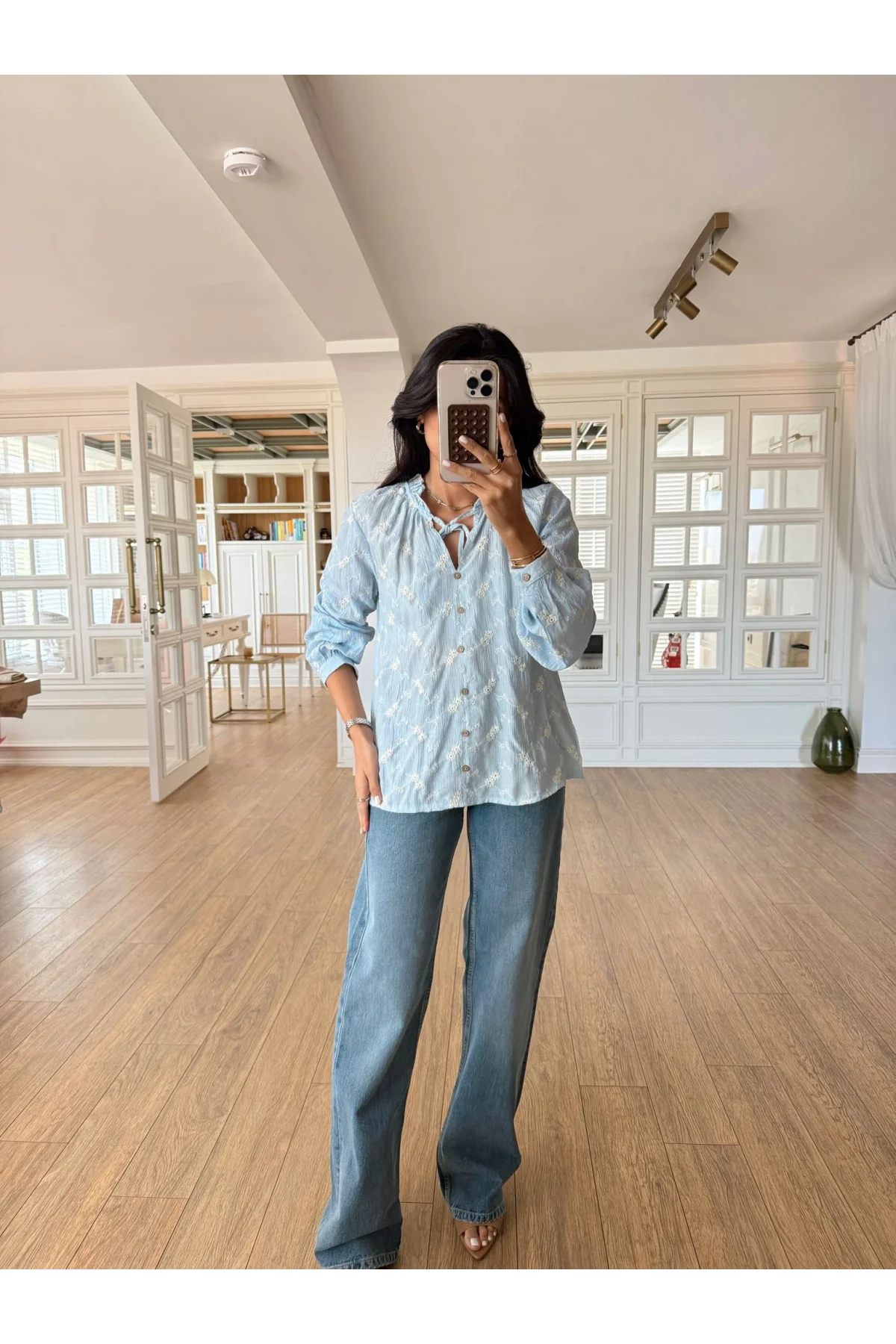 Kadın Mavi Çiçek Nakışlı Pamuklu Bluz Pinterest Bohem Gömlek