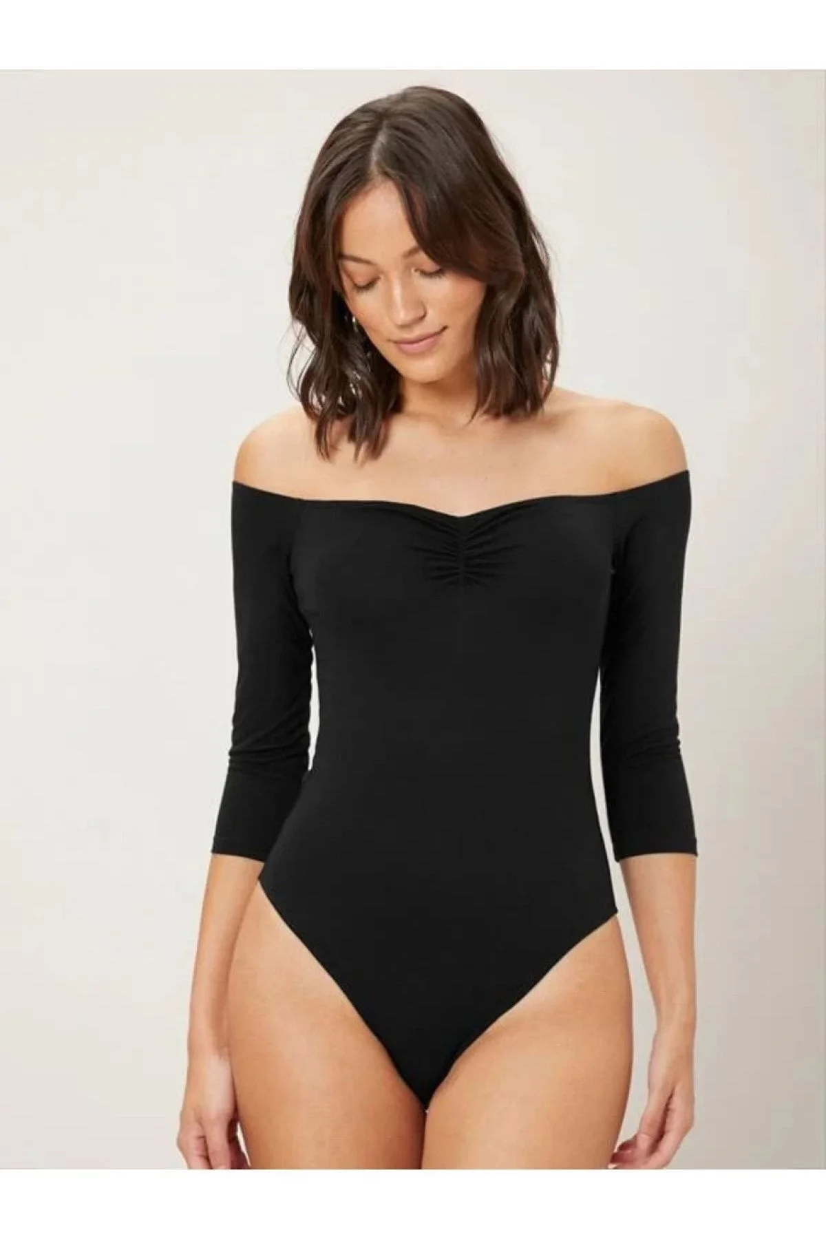 Kadın Siyah Madonna Yaka Çift Katlı Sandy Kumaş Çıtçıtlı Bodysuit