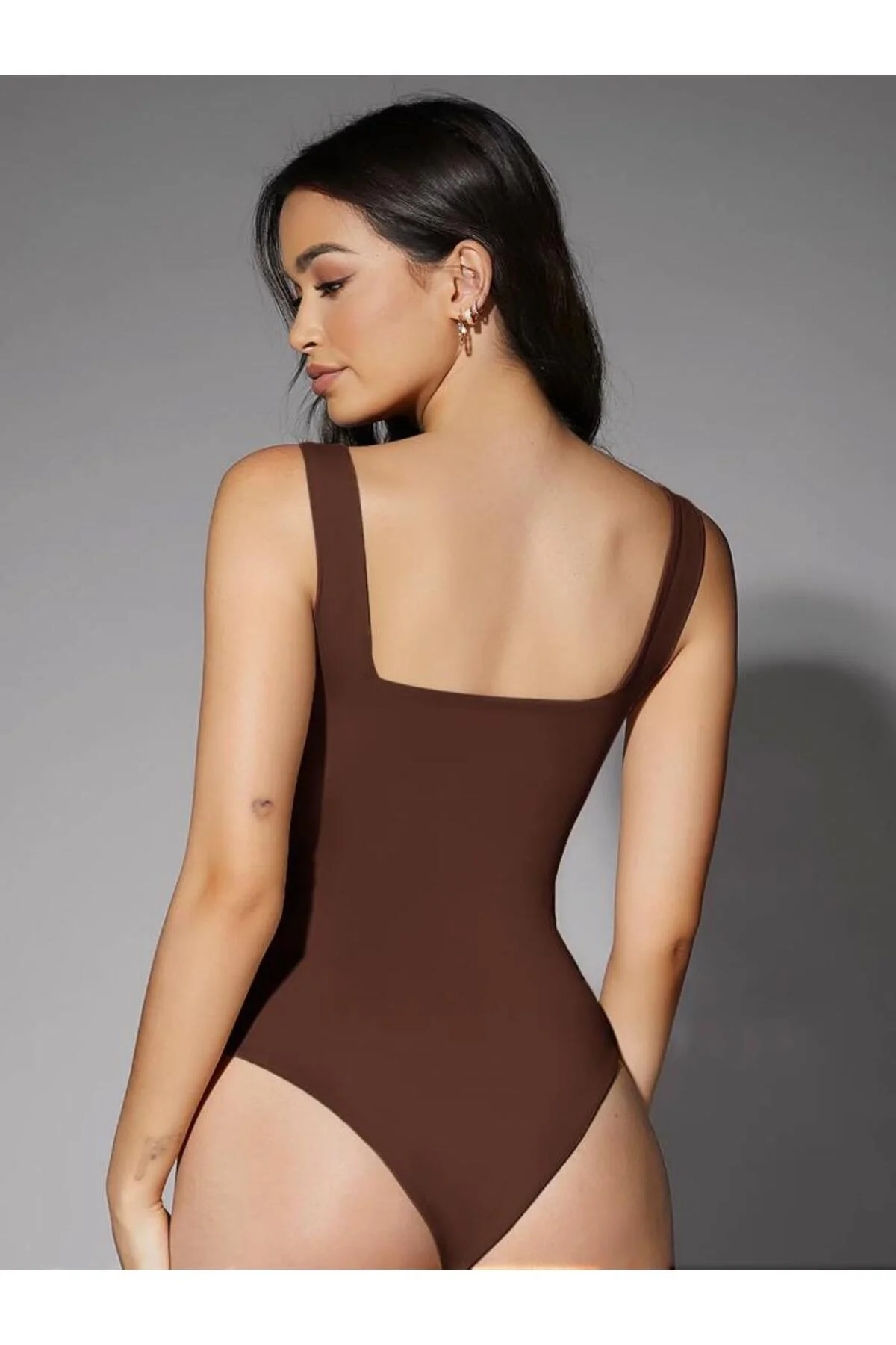 Kadın Kahverengi U Yaka Kalın Askılı Vücudu Saran İpek Jarse Kumaş Bodysuit